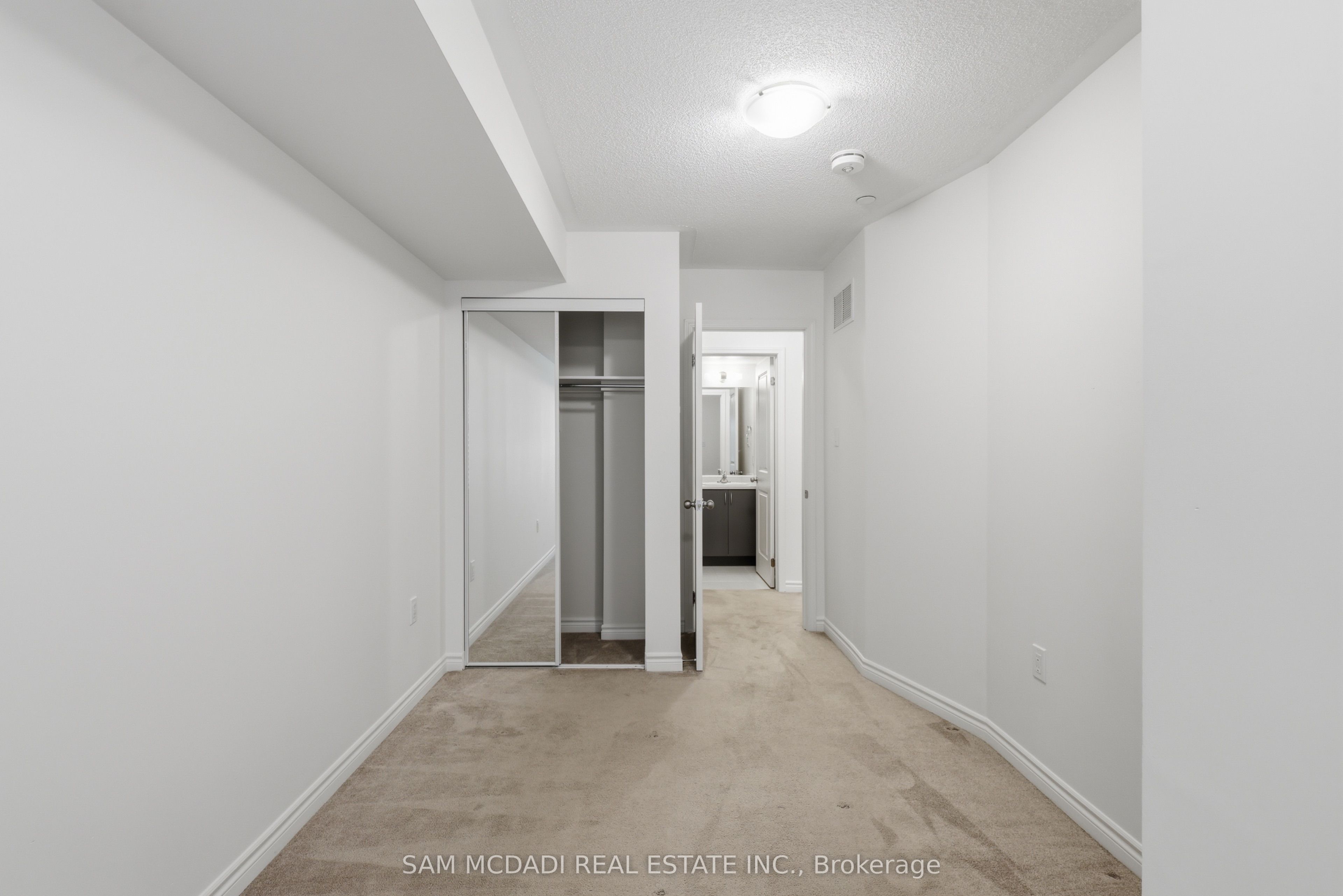 2285 Mcnab Lane 6 Property Photo 12