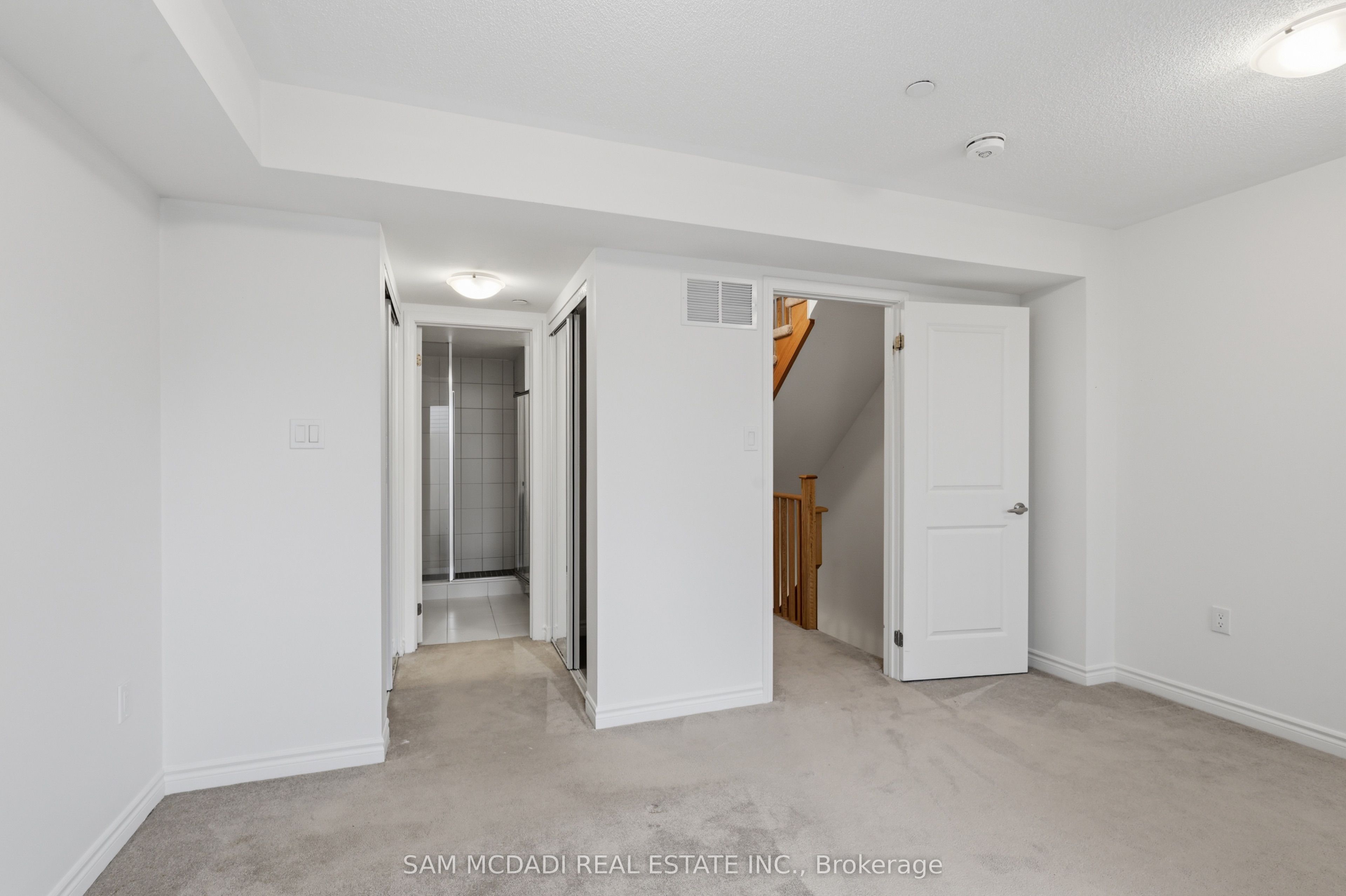 2285 Mcnab Lane 6 Property Photo 21