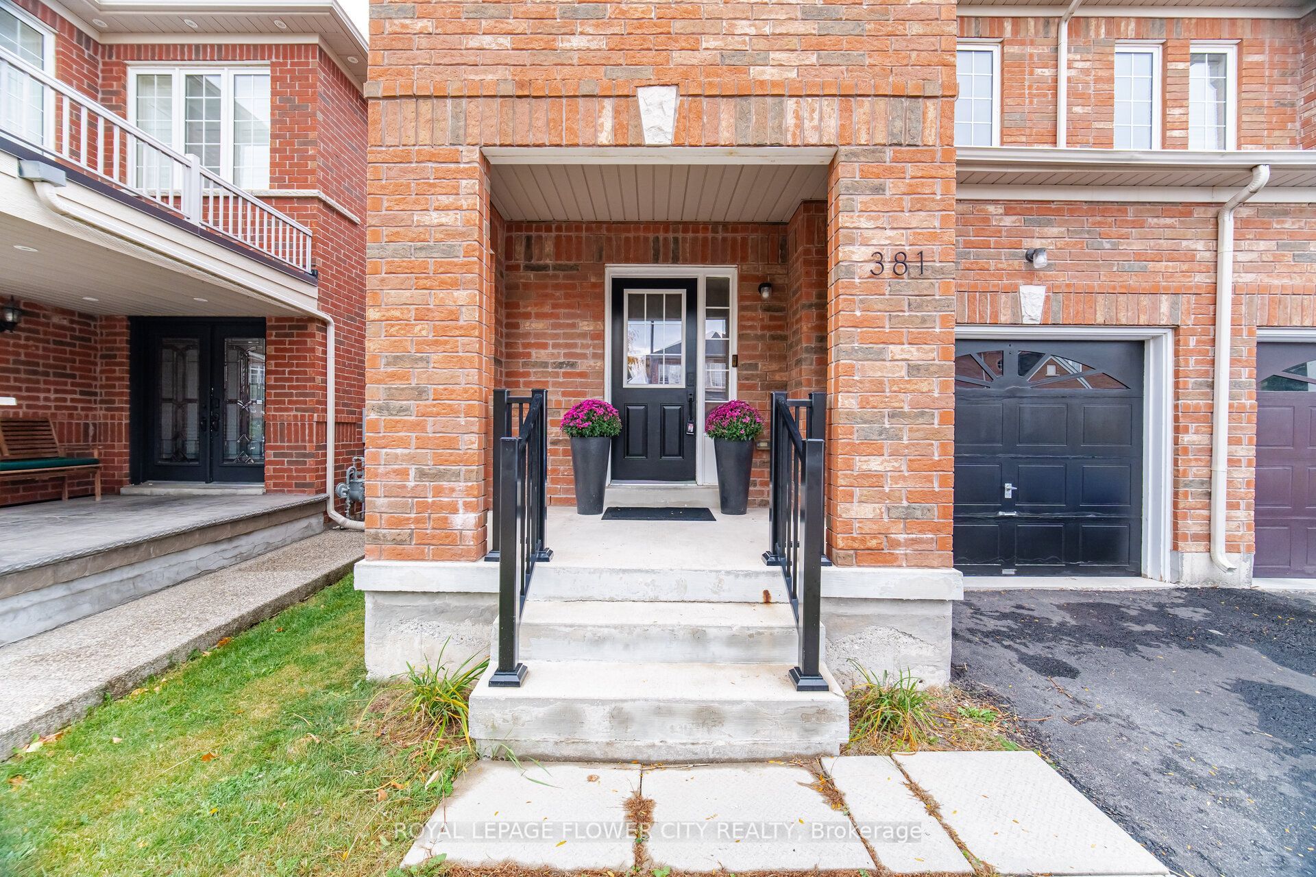 381 Cedric Terrace Property Photo 4