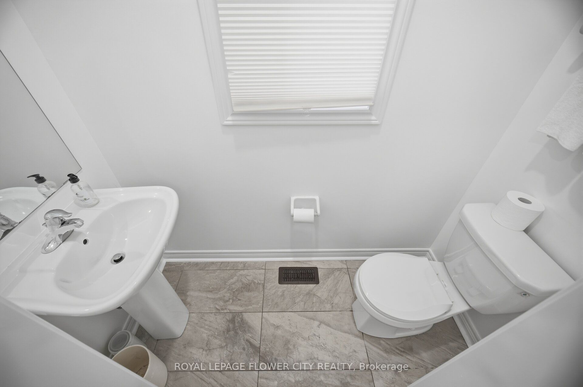 381 Cedric Terrace Property Photo 18