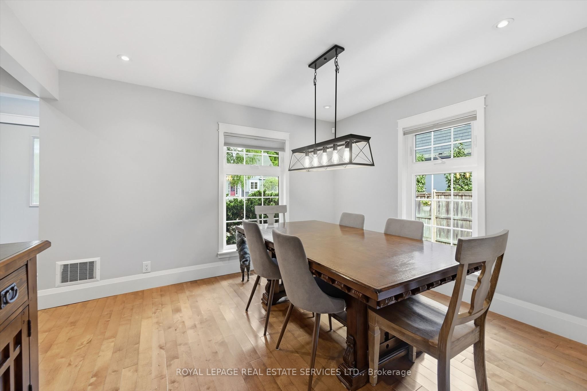 32 Anderson Street Property Photo 14