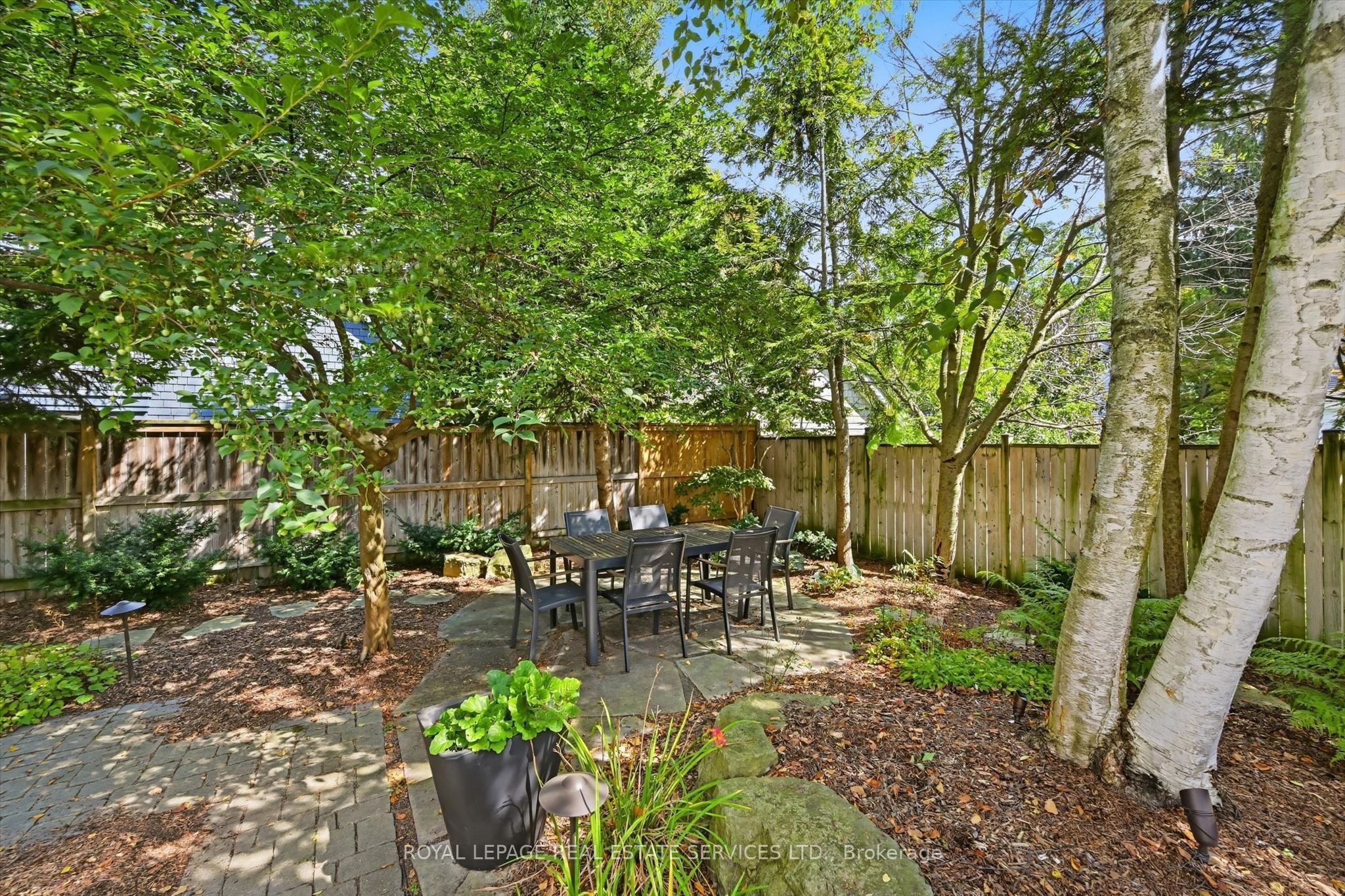 32 Anderson Street Property Photo 38