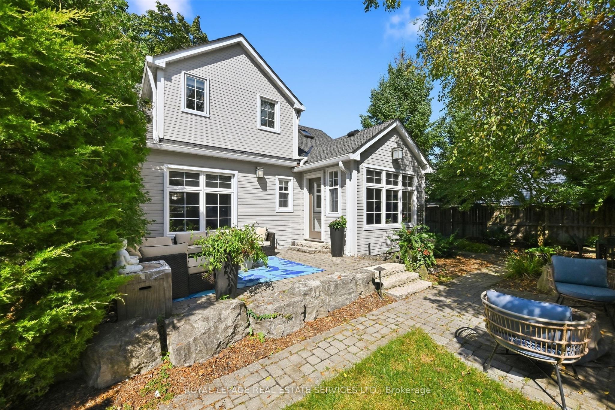 32 Anderson Street Property Photo 41