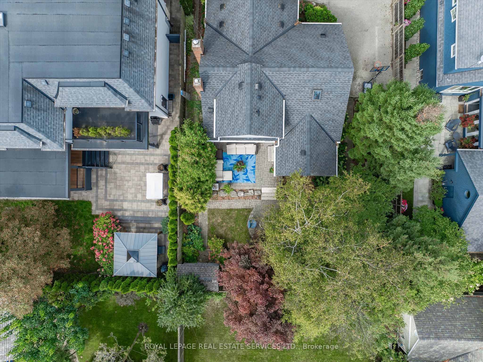 32 Anderson Street Property Photo 48