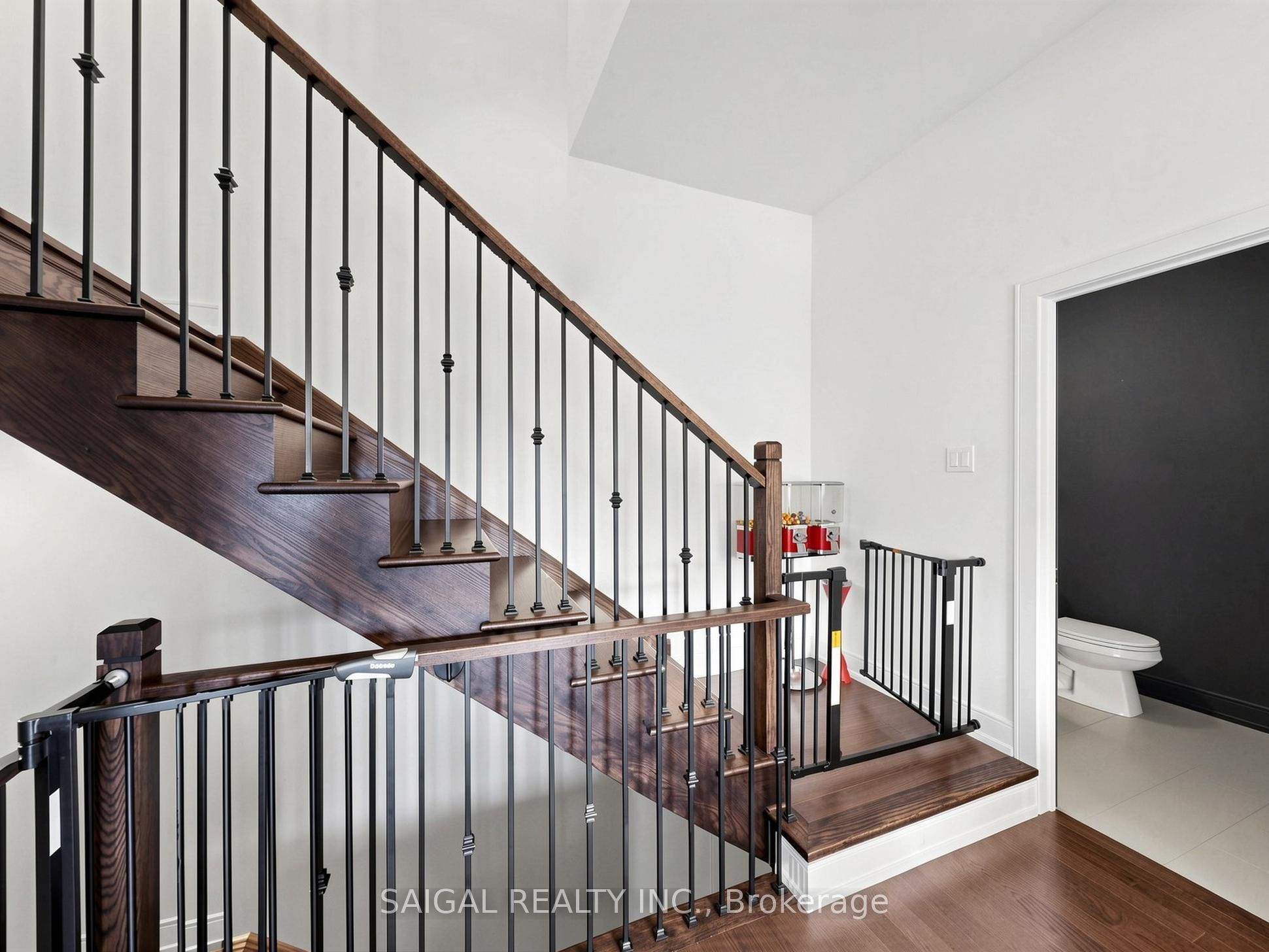 1347 Clarriage Court Property Photo 28