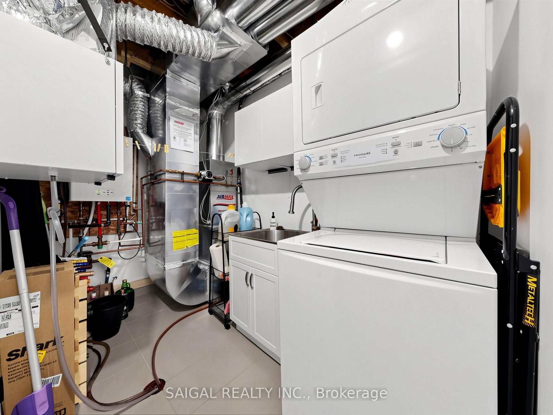 1347 Clarriage Court Property Photo 49