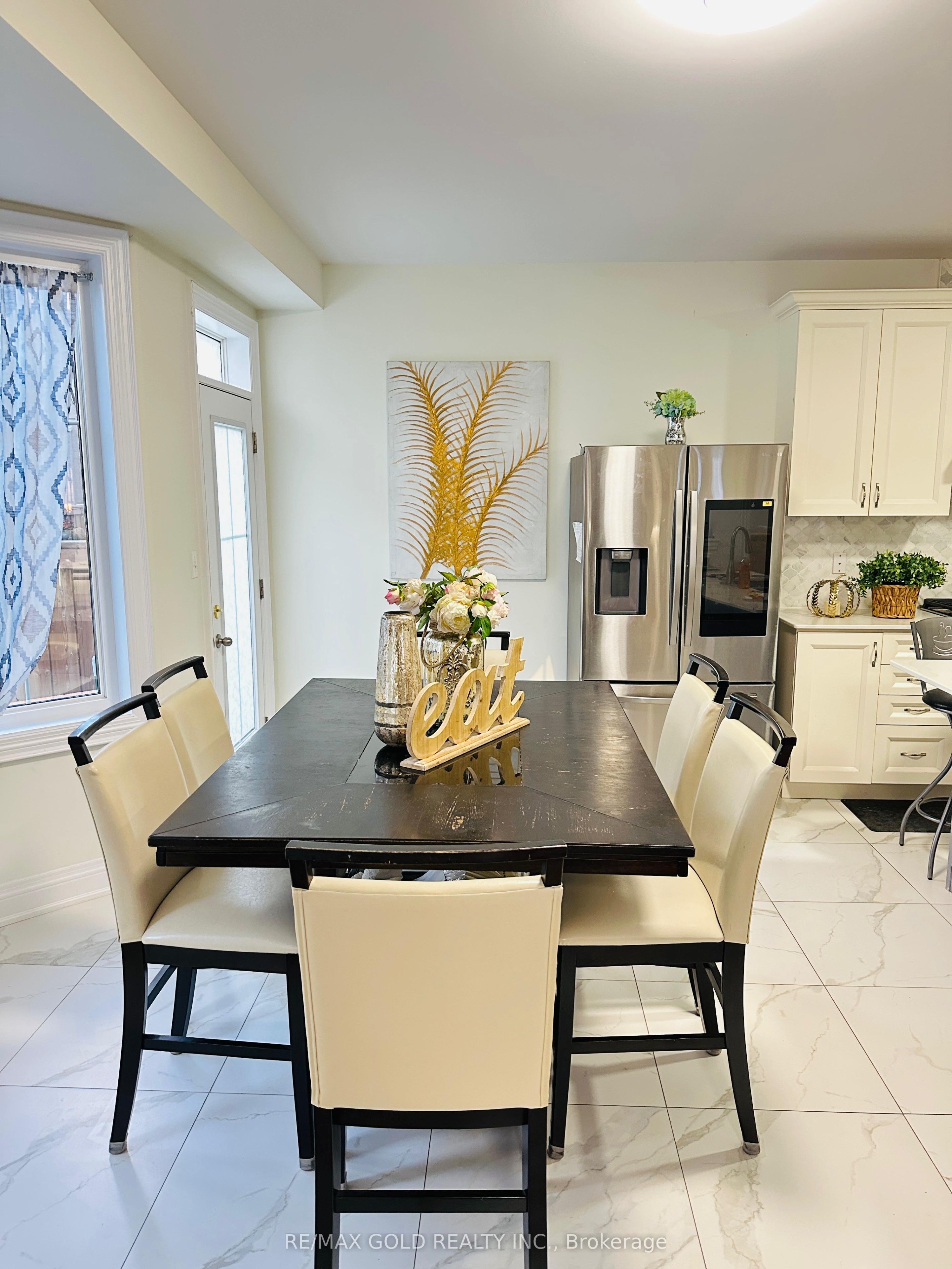 15 Farringdon Crescent Property Photo 45