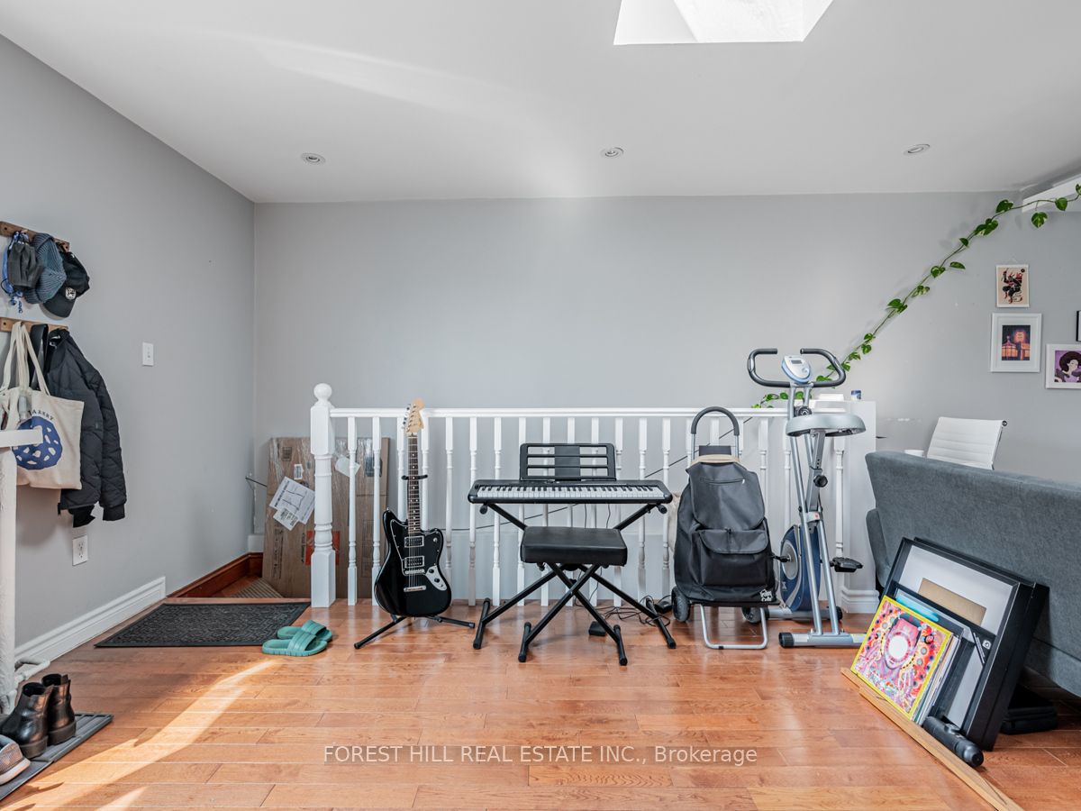 12 Salem Avenue 3 Property Photo 3