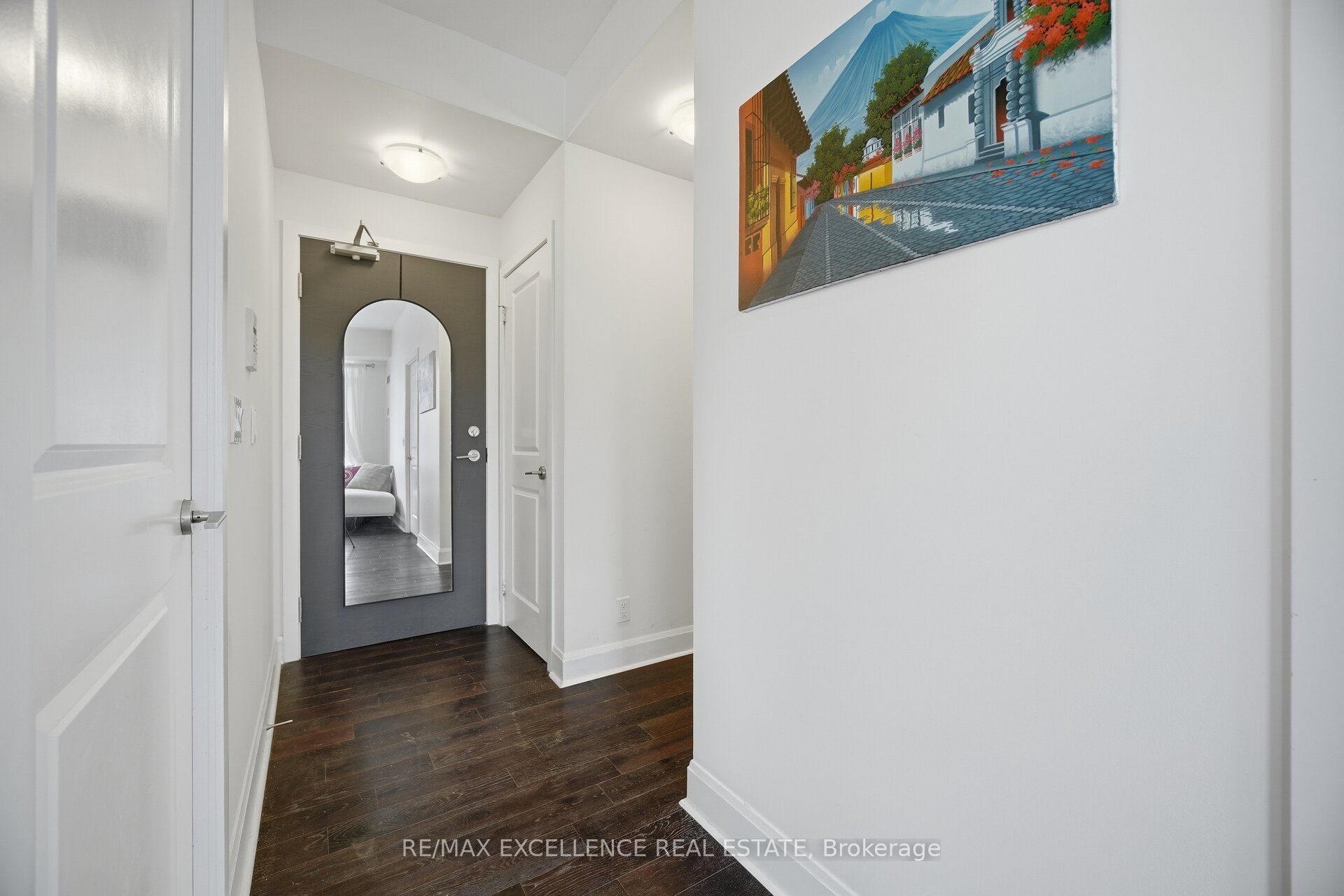 33 Shore Breeze Drive 1208 Property Photo 7