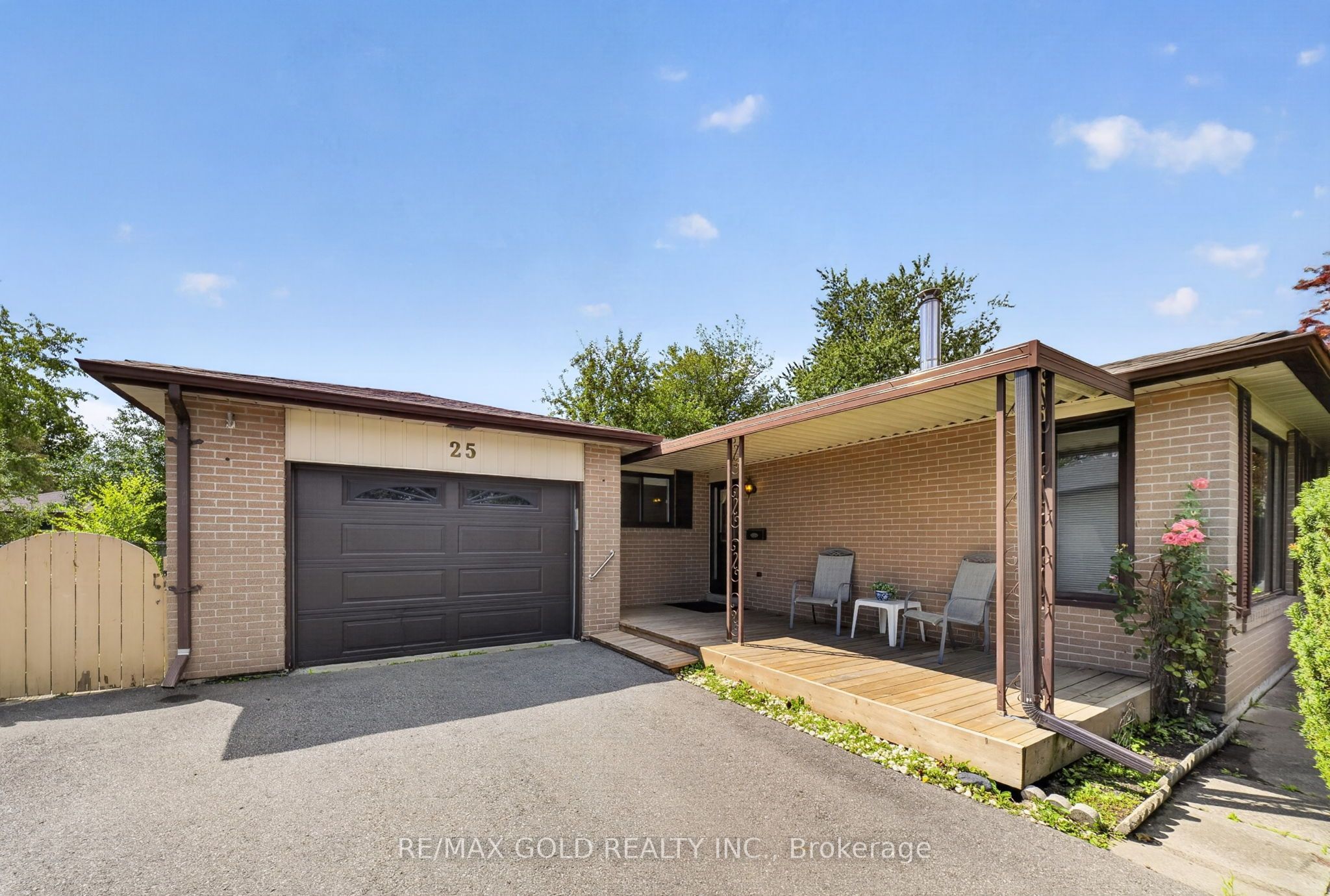 25 Drayton Crescent Property Photo 3