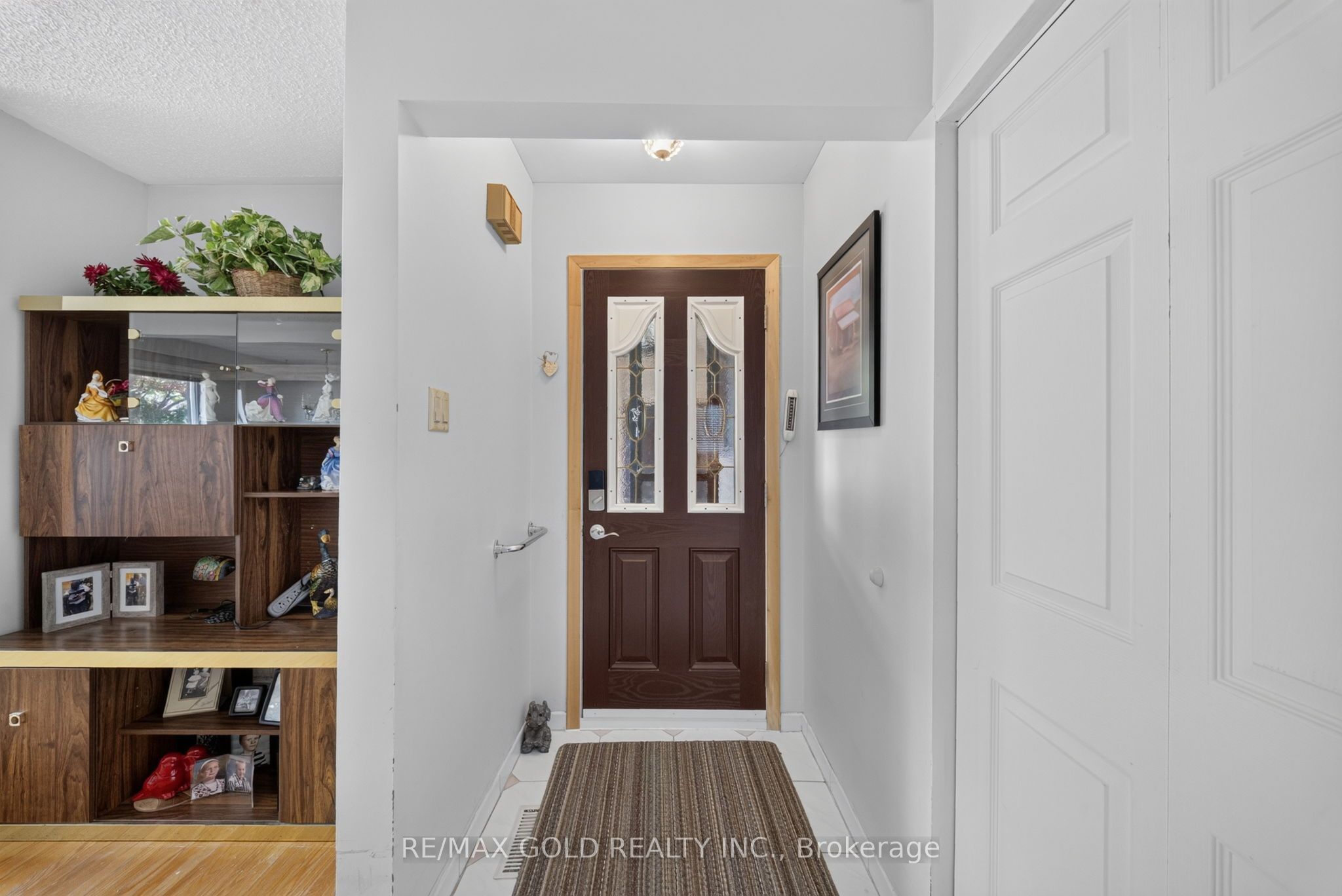 25 Drayton Crescent Property Photo 6