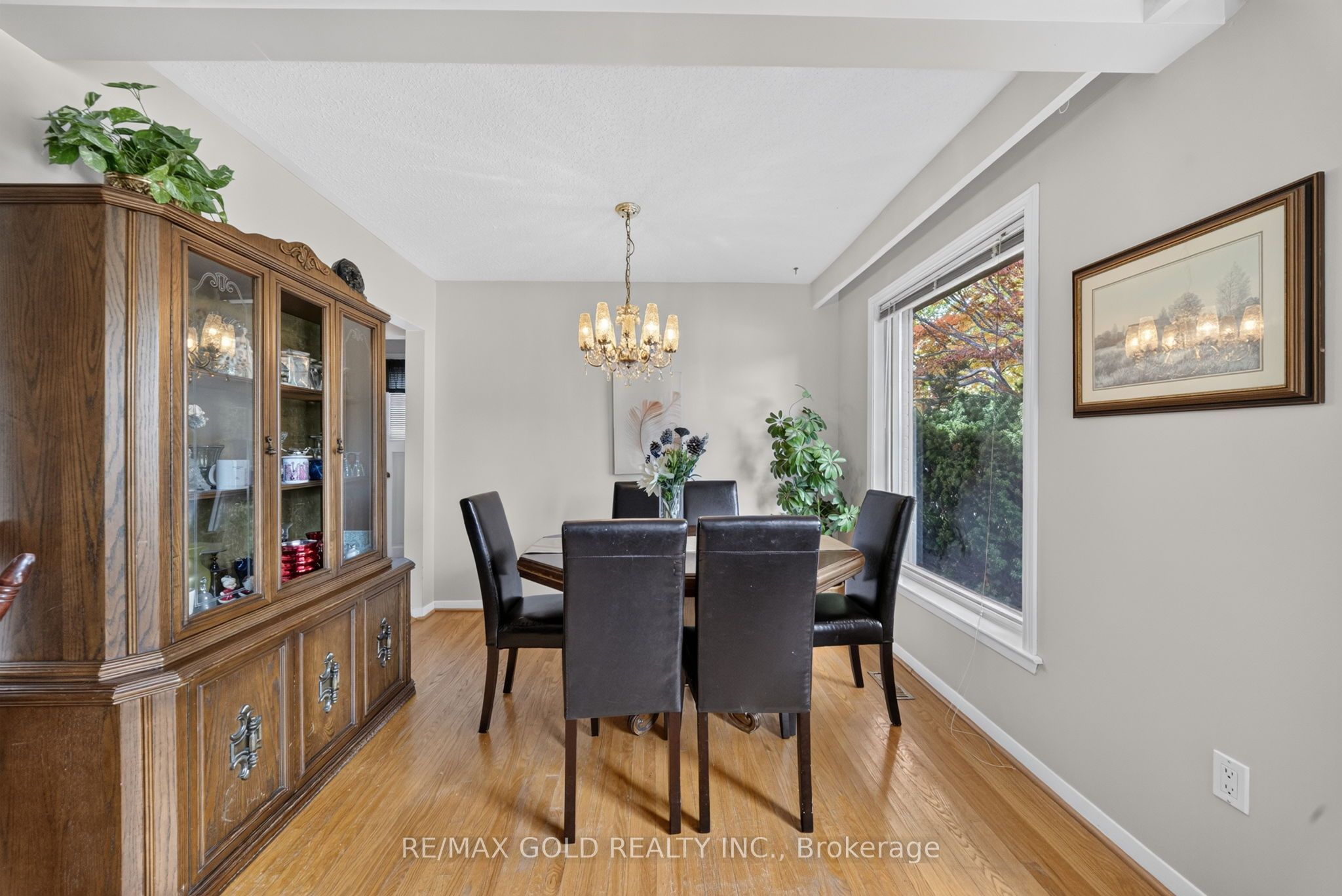 25 Drayton Crescent Property Photo 13