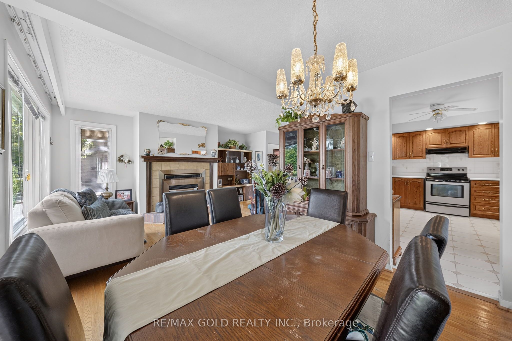 25 Drayton Crescent Property Photo 15