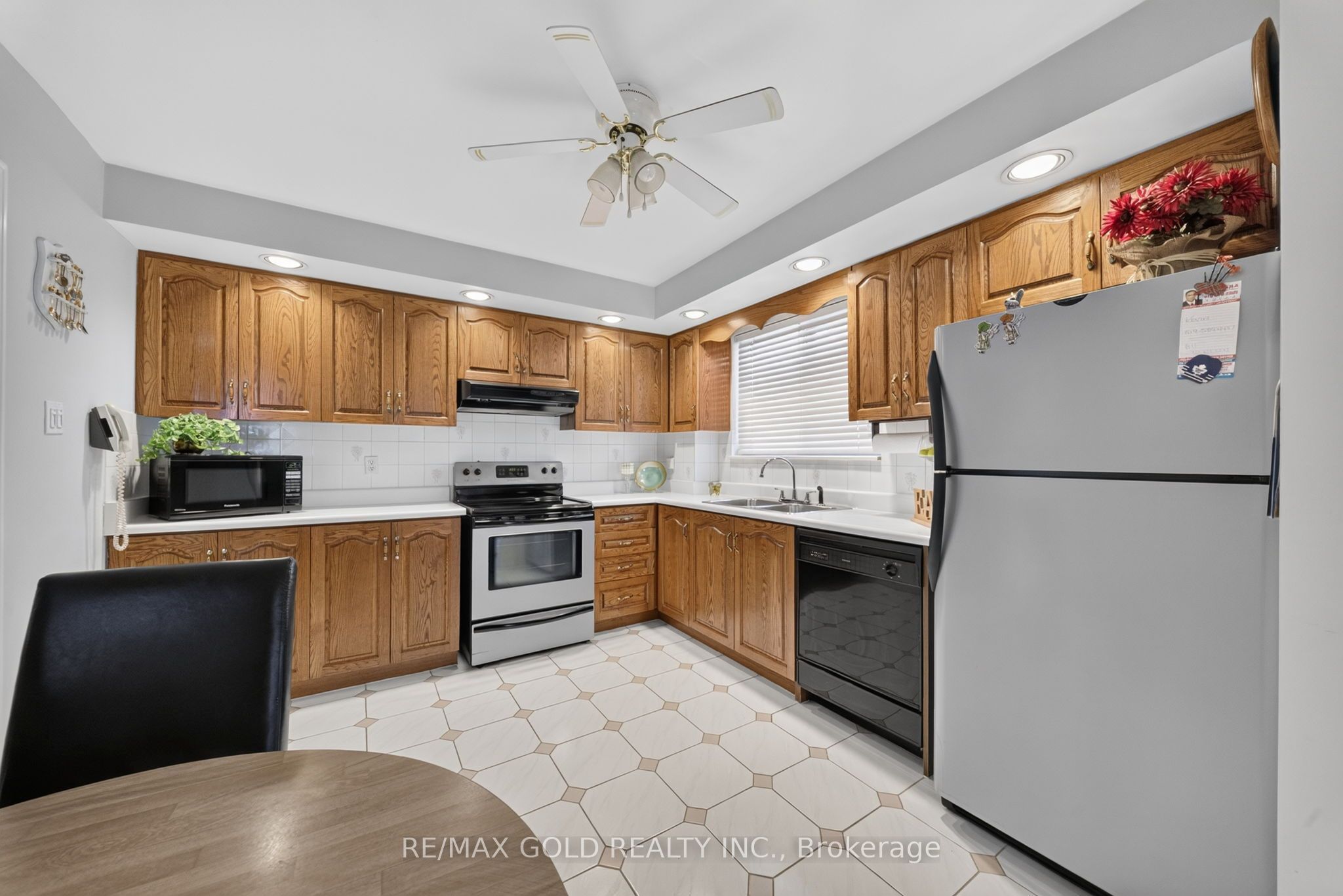 25 Drayton Crescent Property Photo 19