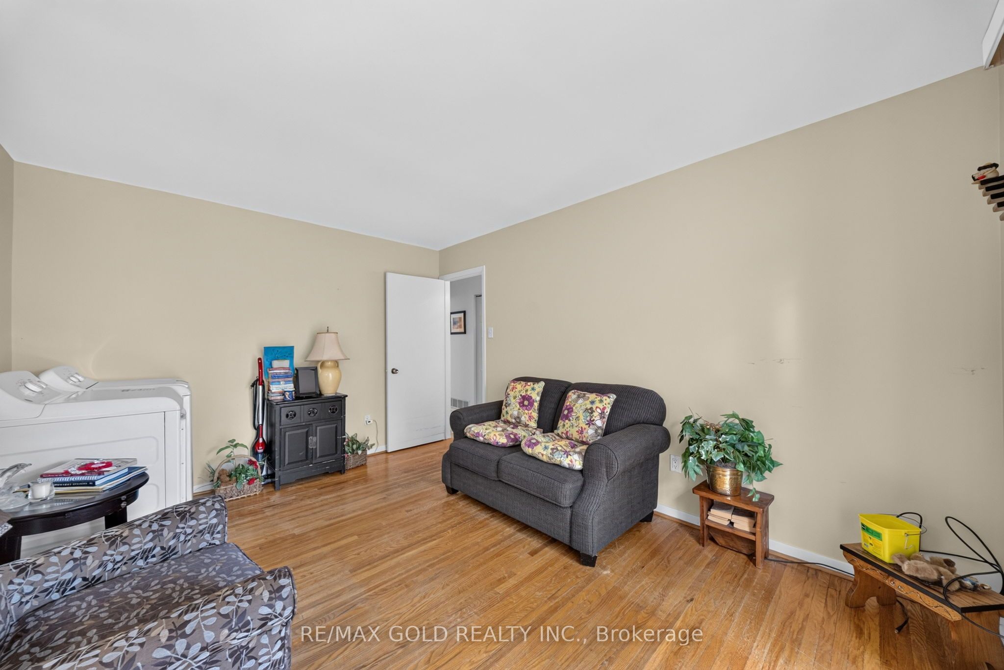 25 Drayton Crescent Property Photo 26