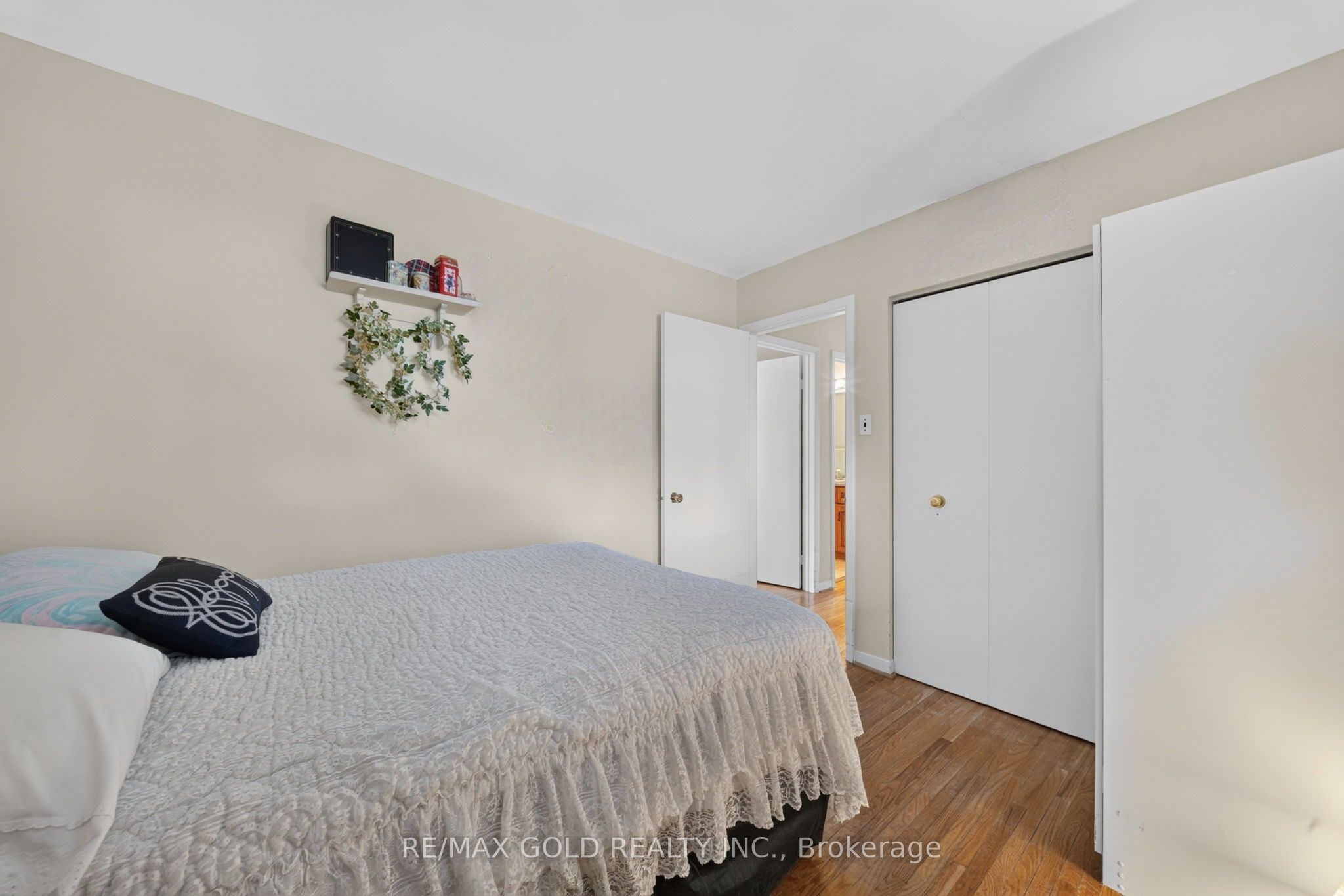 25 Drayton Crescent Property Photo 32