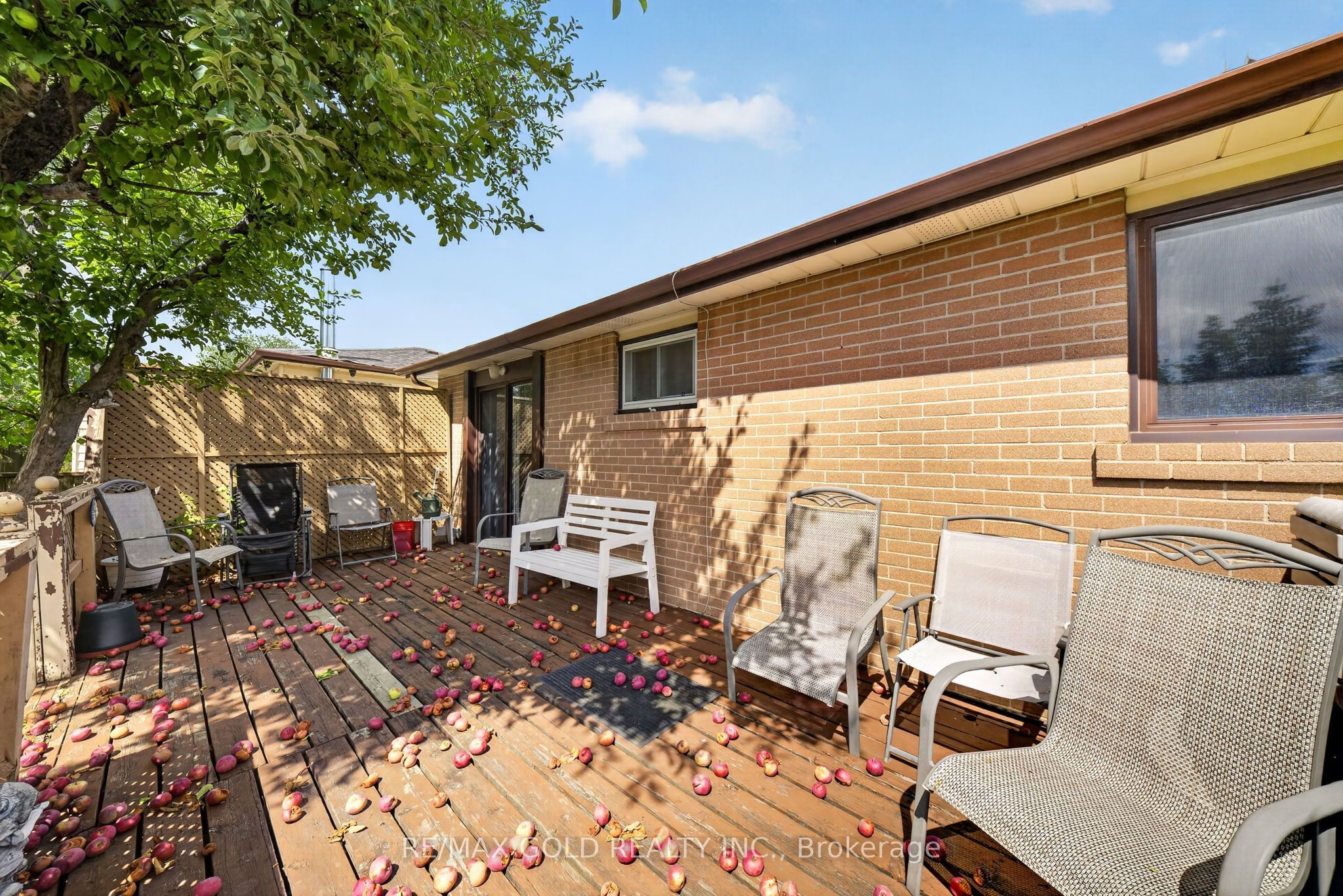 25 Drayton Crescent Property Photo 42