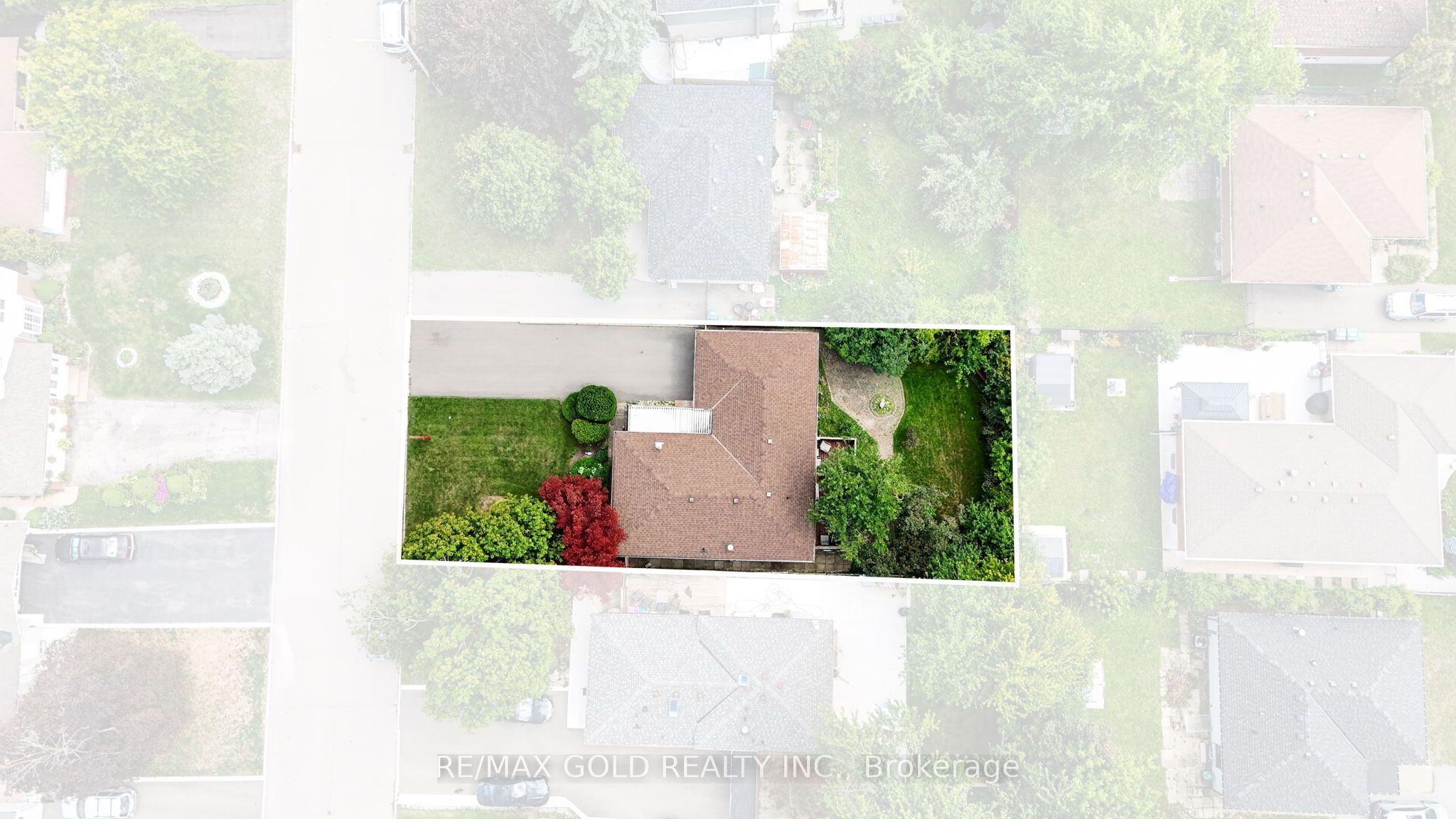 25 Drayton Crescent Property Photo 47
