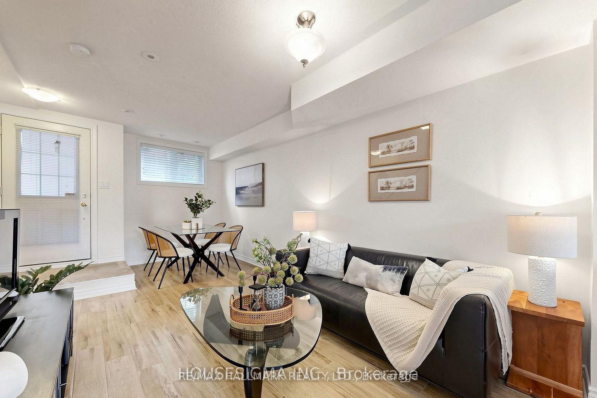 870 Jane Street 106 Property Photo 6