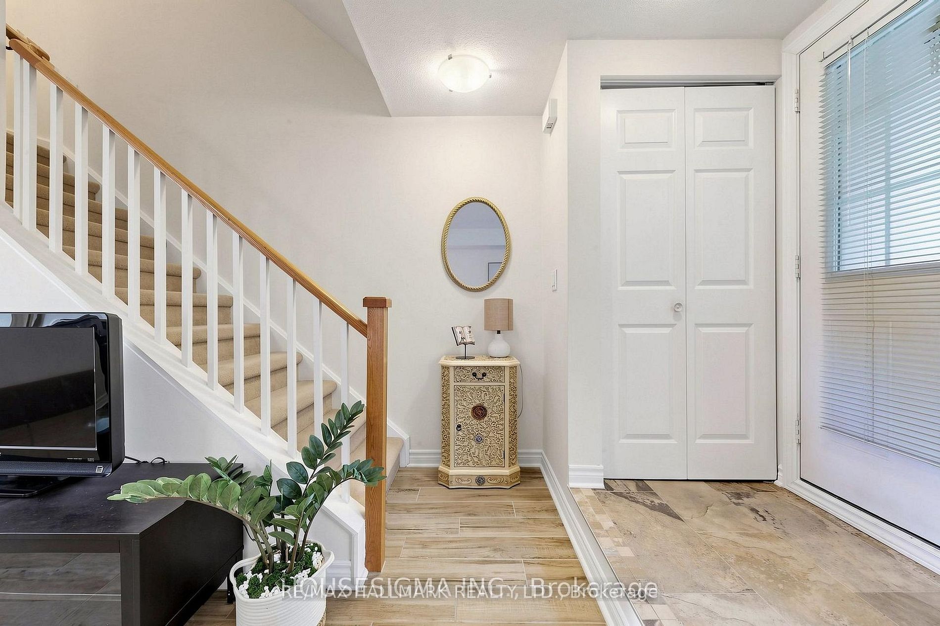 870 Jane Street 106 Property Photo 13