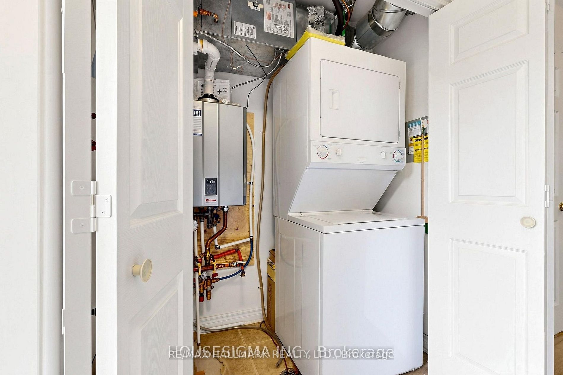 870 Jane Street 106 Property Photo 19