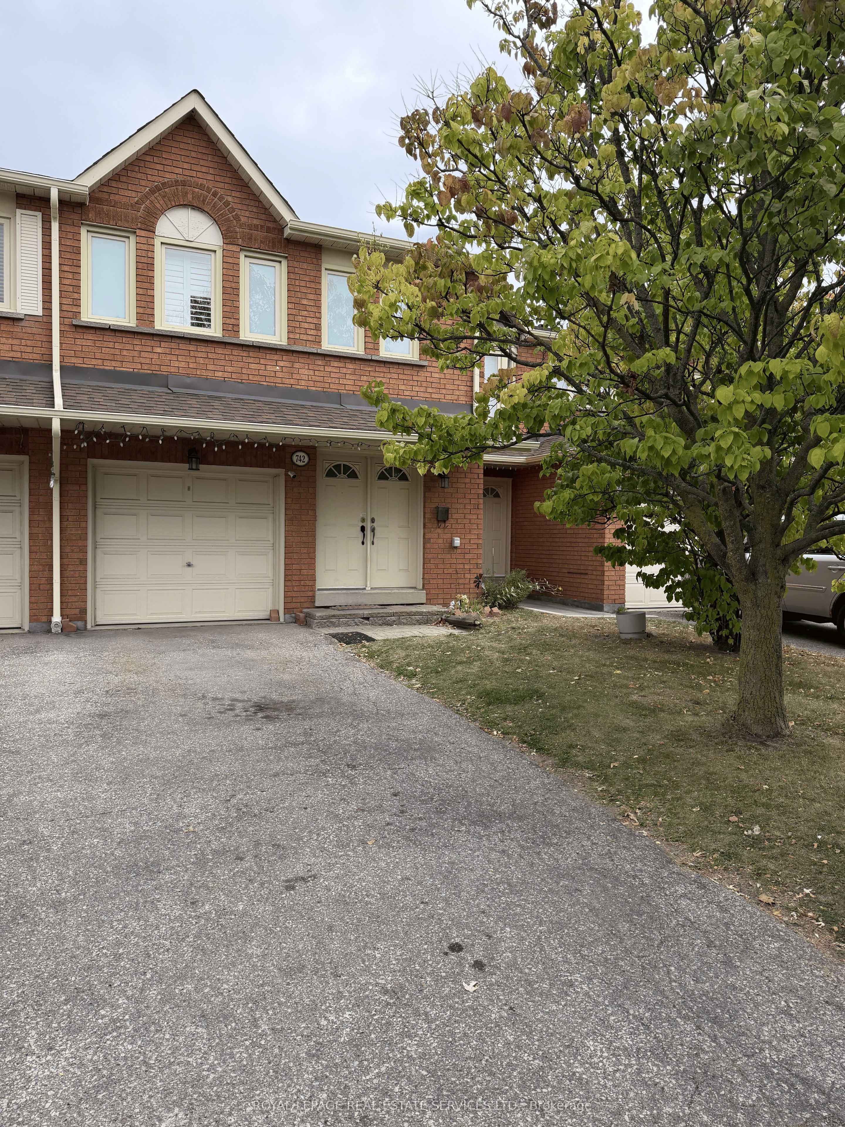 742 Winterton Way Property Photo 1