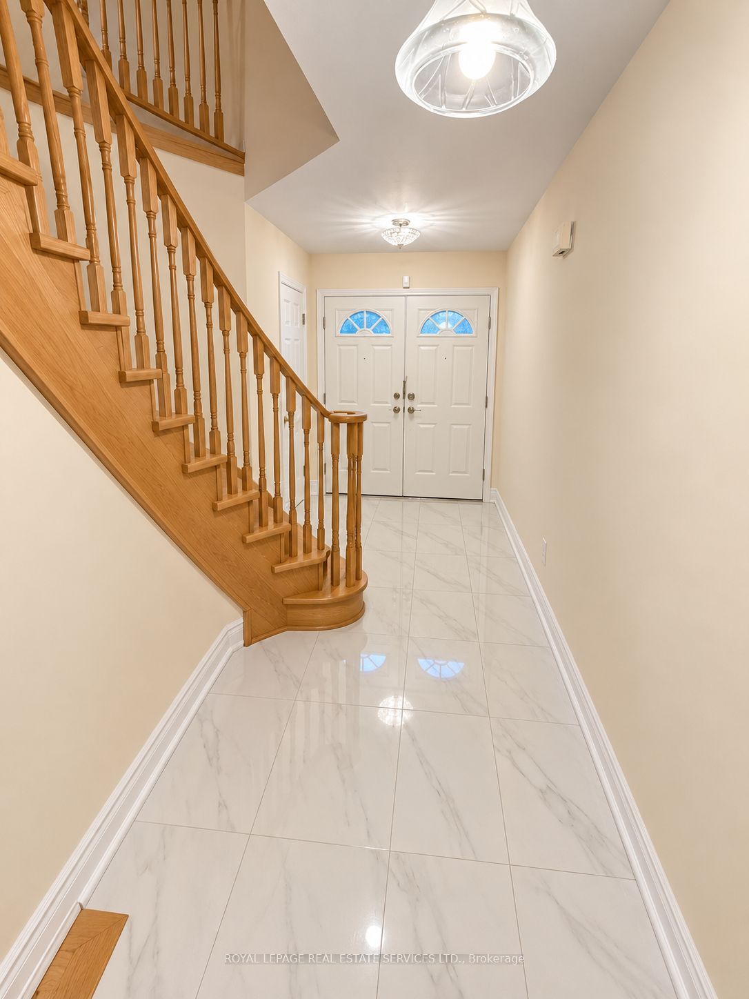 742 Winterton Way Property Photo 3