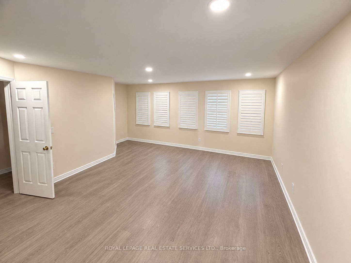 742 Winterton Way Property Photo 7