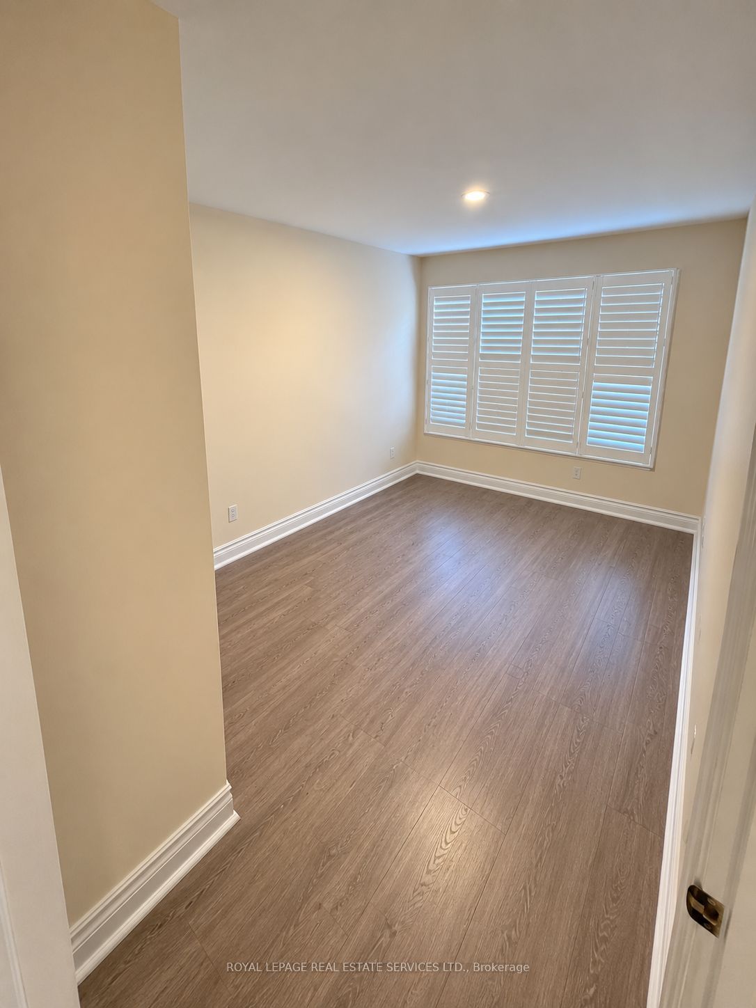 742 Winterton Way Property Photo 11