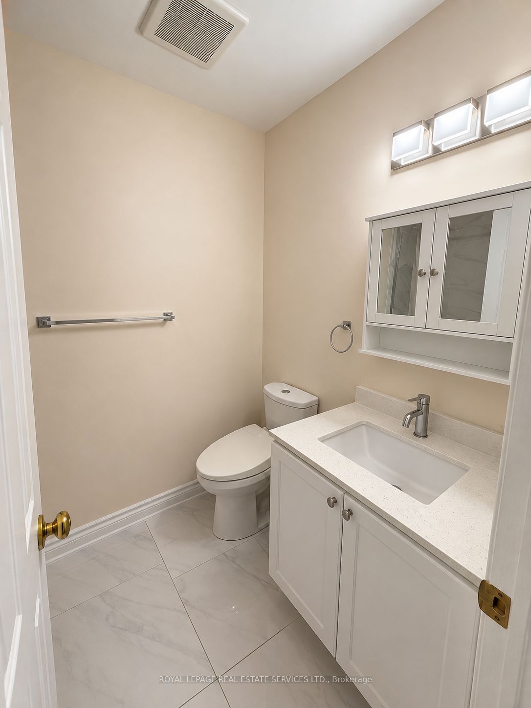 742 Winterton Way Property Photo 14