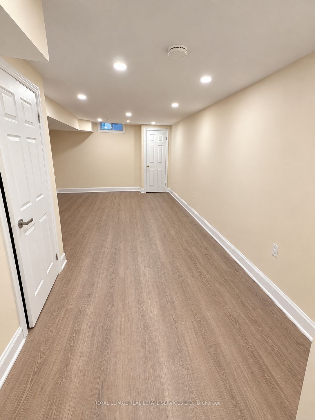 742 Winterton Way Property Photo 17