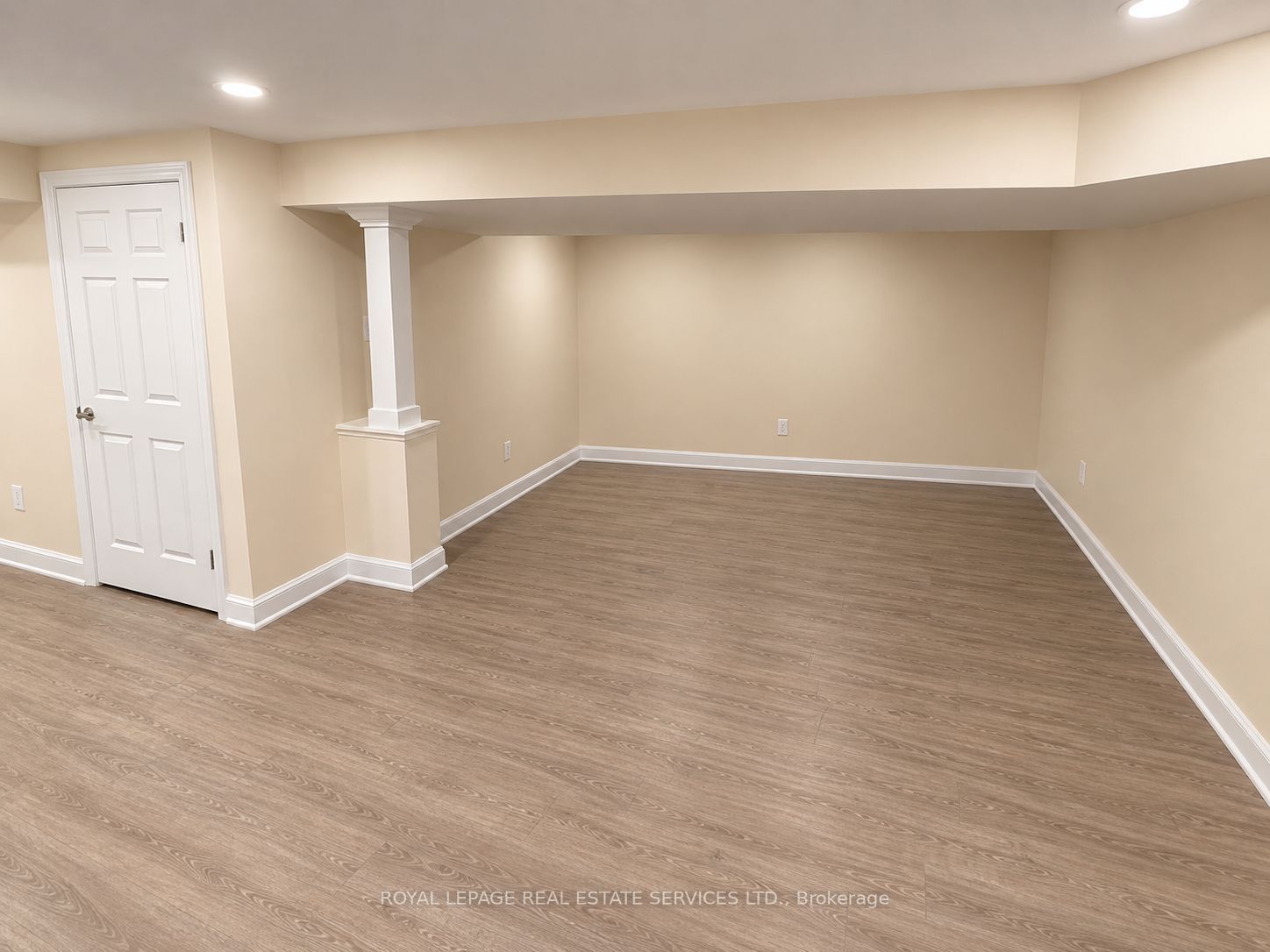 742 Winterton Way Property Photo 18