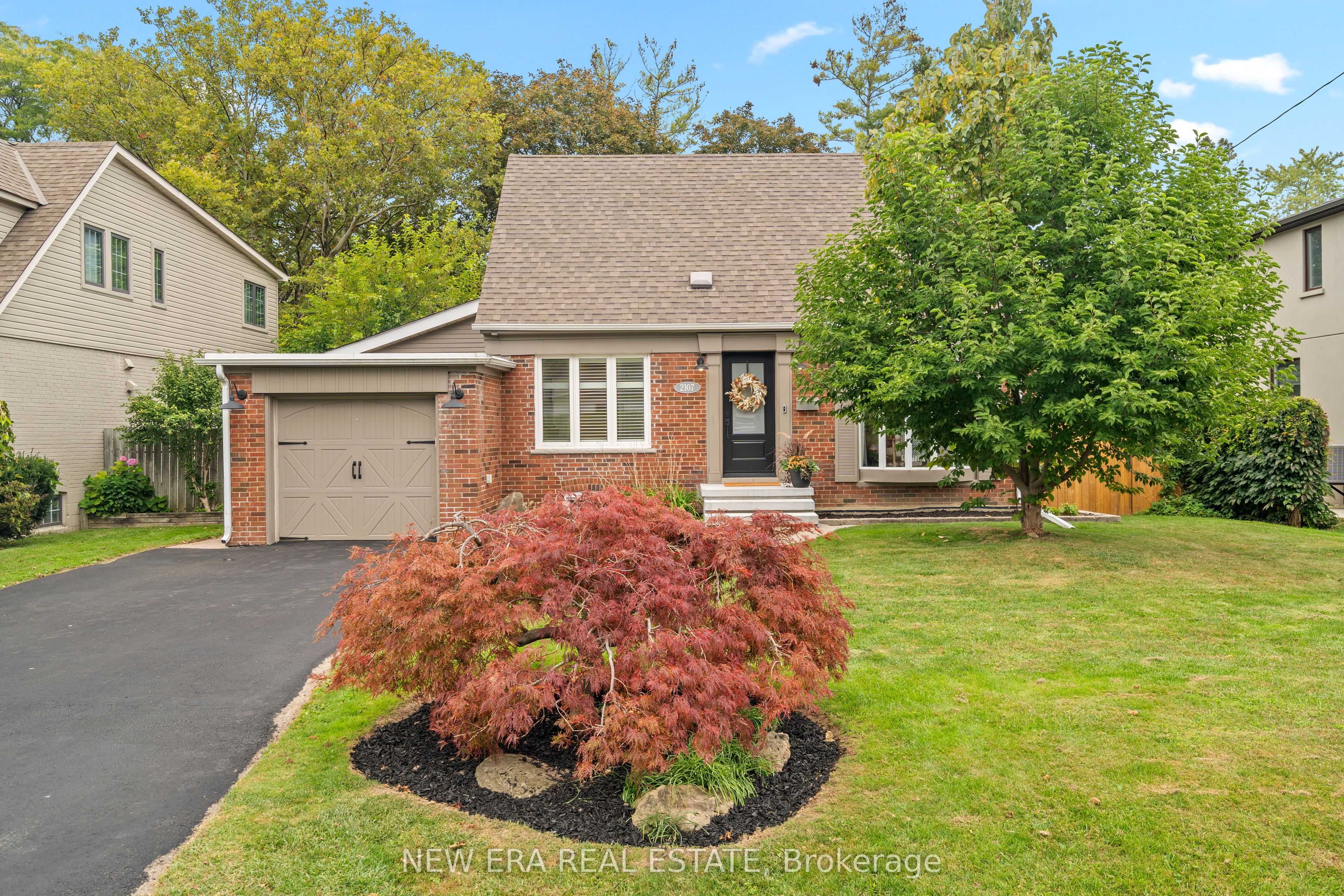 2107 Russett Road Property Photo 1