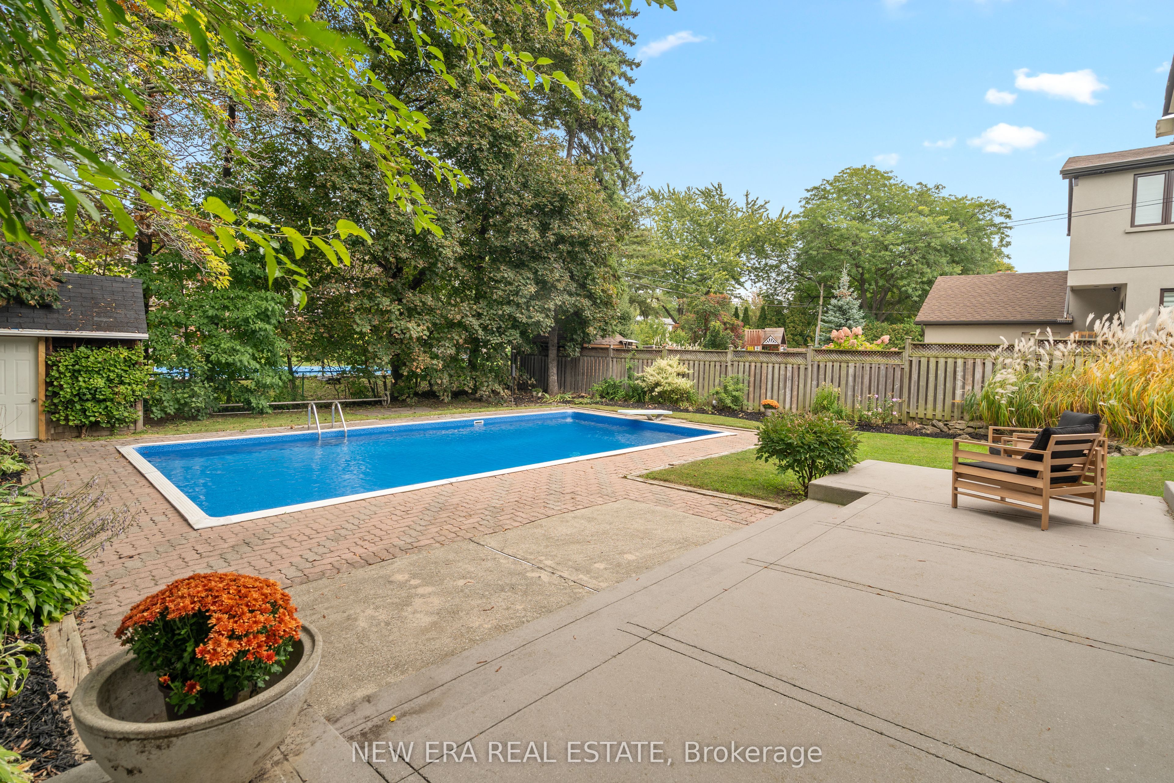 2107 Russett Road Property Photo 43