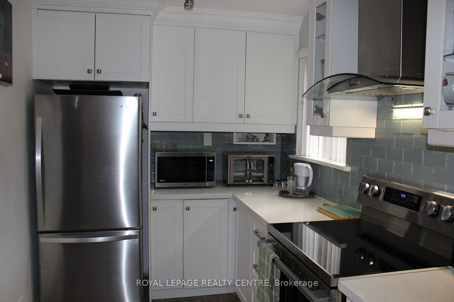 2385 Padstow Crescent Property Photo 8
