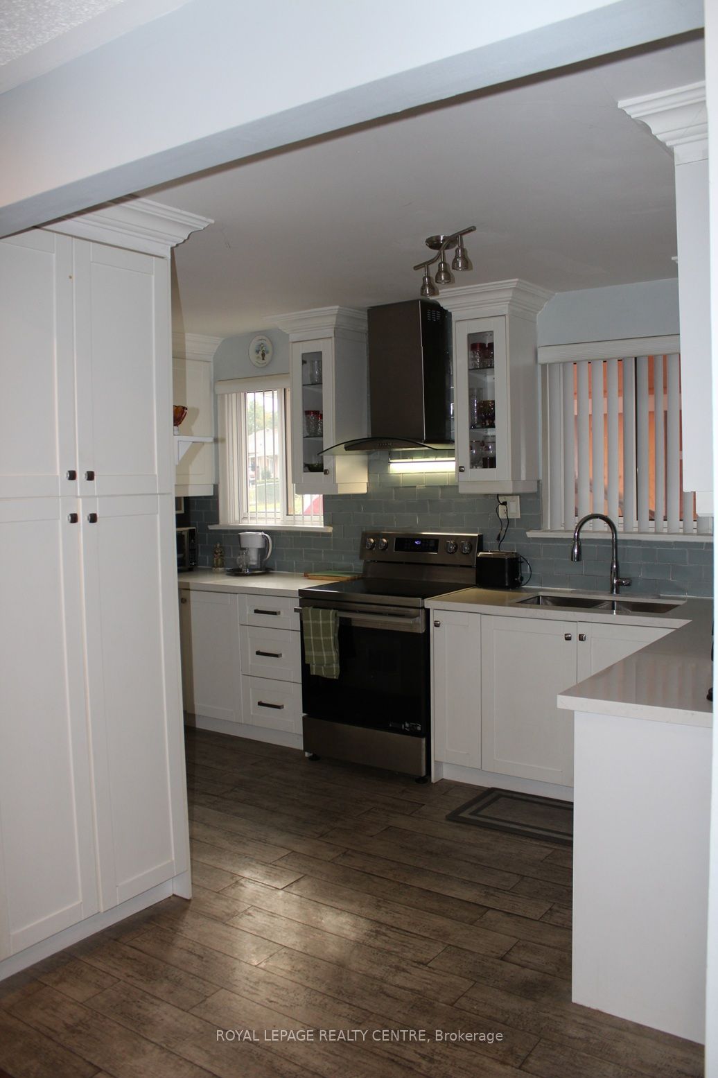 2385 Padstow Crescent Property Photo 21