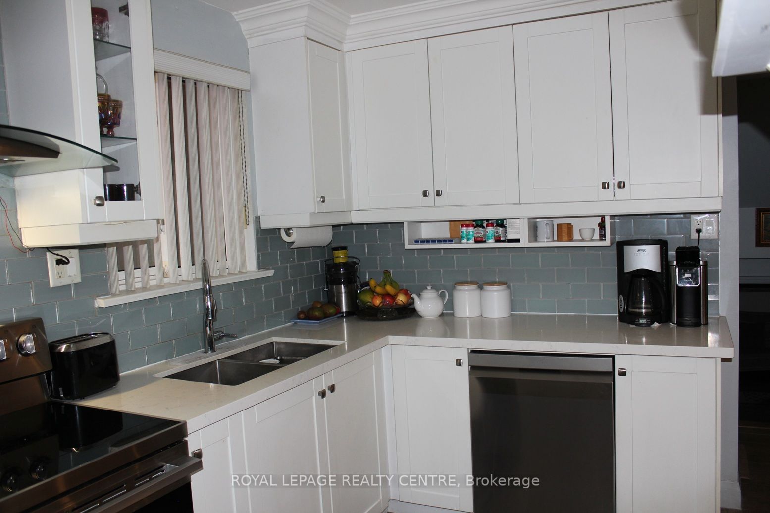 2385 Padstow Crescent Property Photo 22