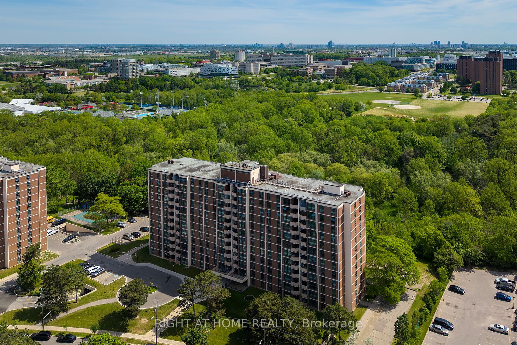 335 Driftwood Avenue 608 Property Photo 1