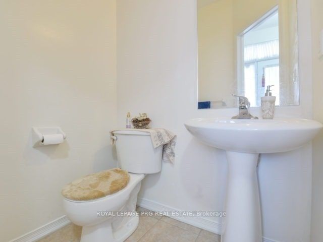 41 Unionville Crescent Property Photo 8