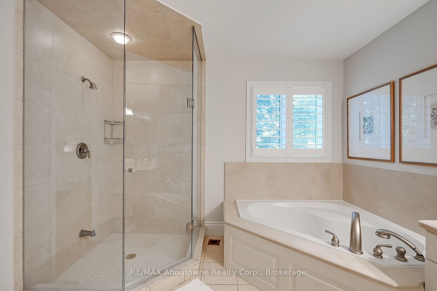 2351 Woodfield Road Property Photo 18