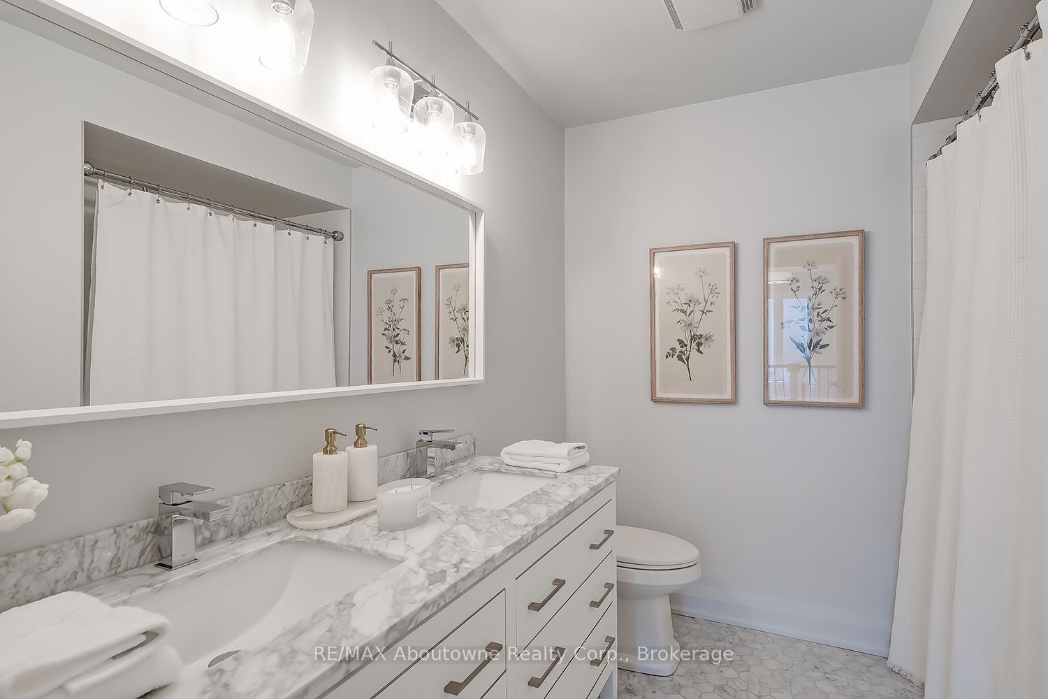 2351 Woodfield Road Property Photo 21