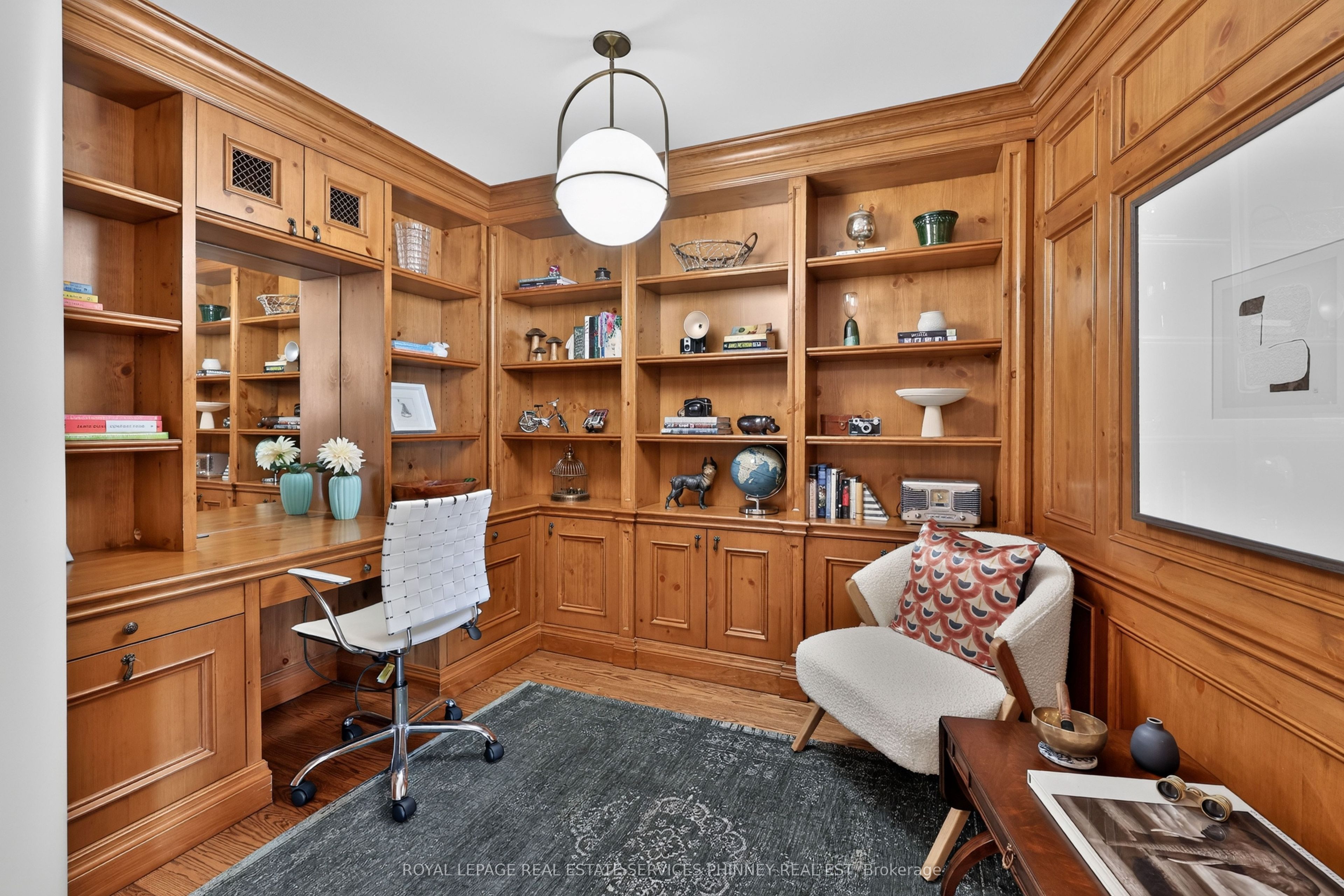 111 Forsythe Street 604 Property Photo 4
