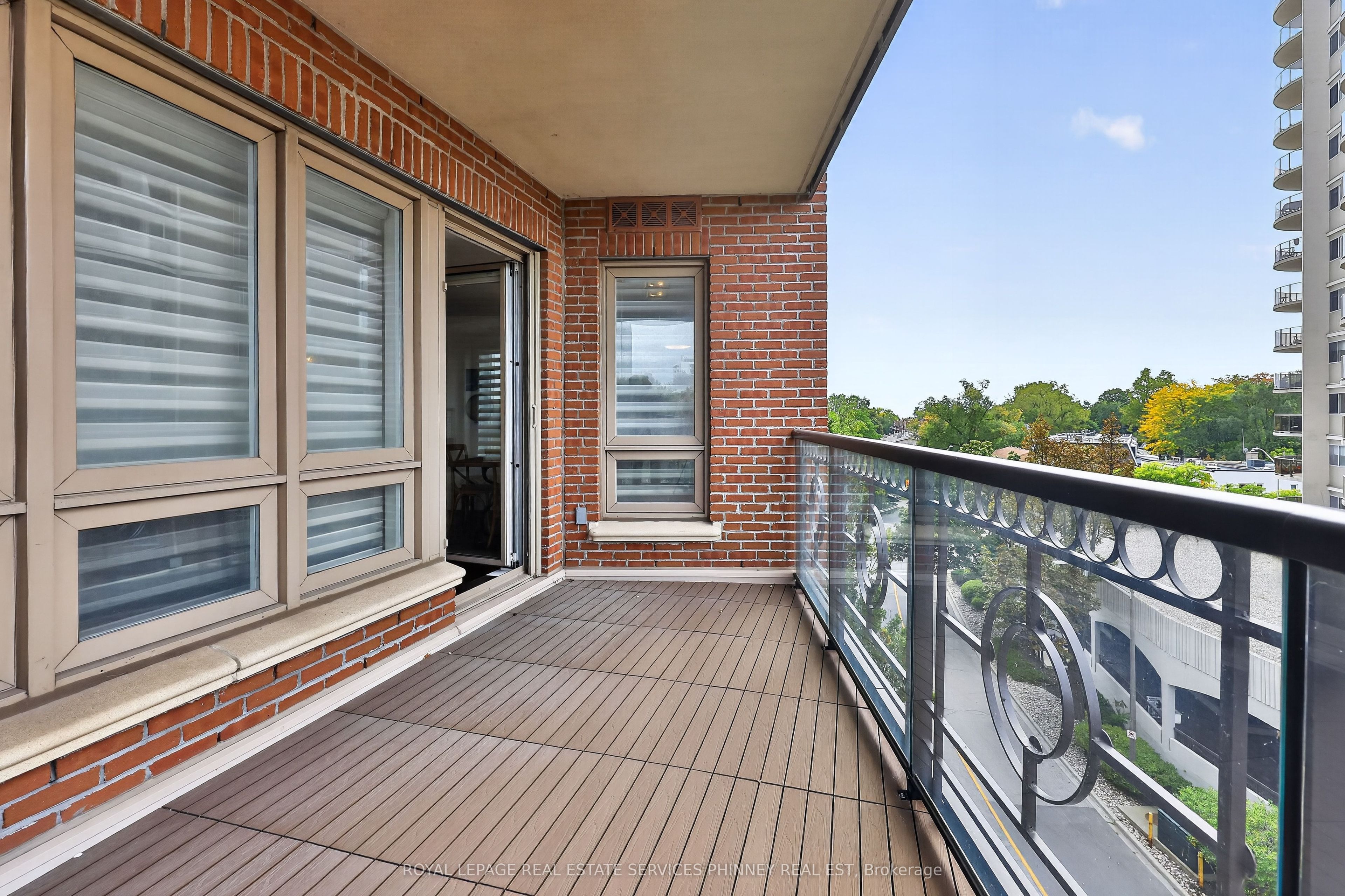 111 Forsythe Street 604 Property Photo 11