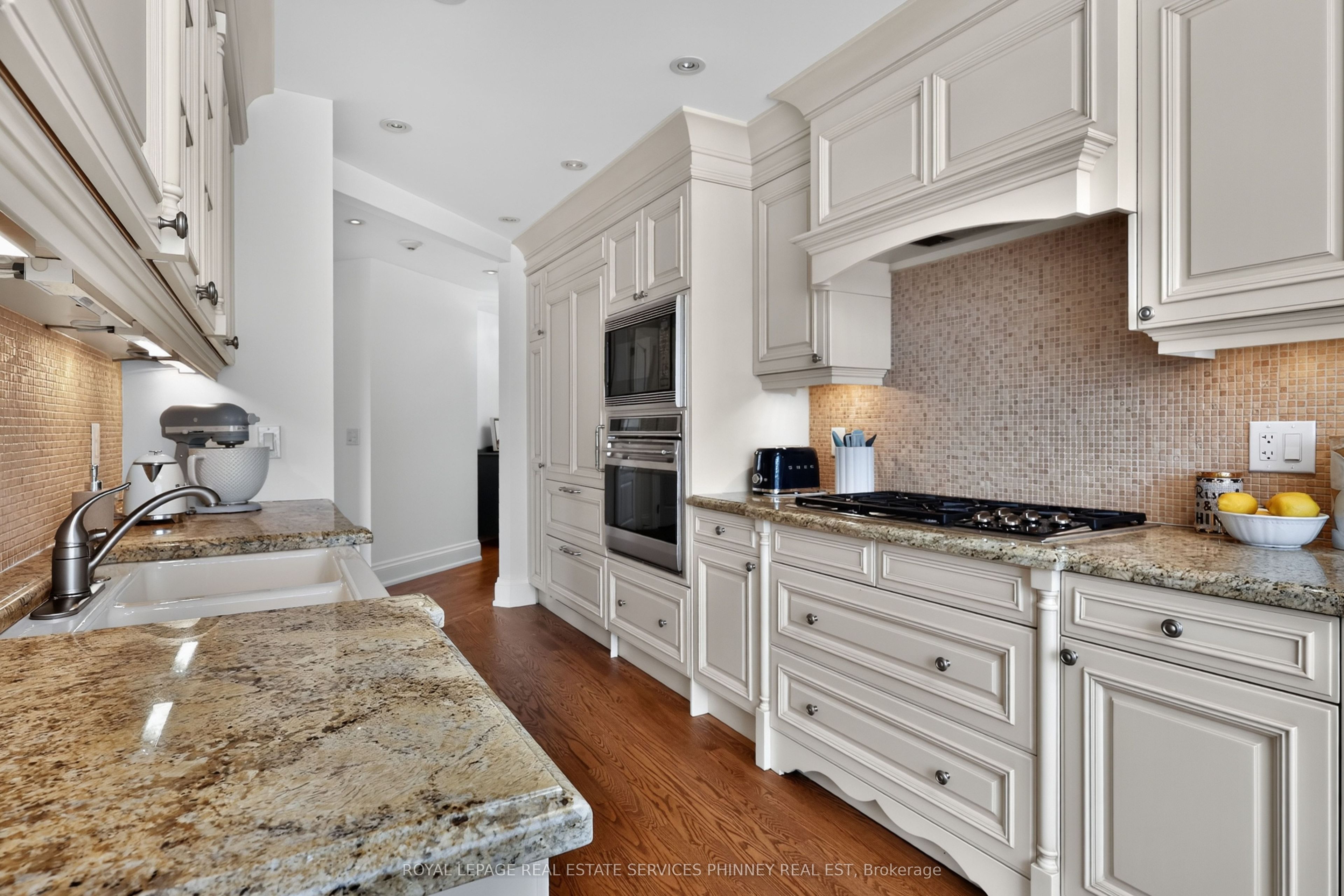 111 Forsythe Street 604 Property Photo 14