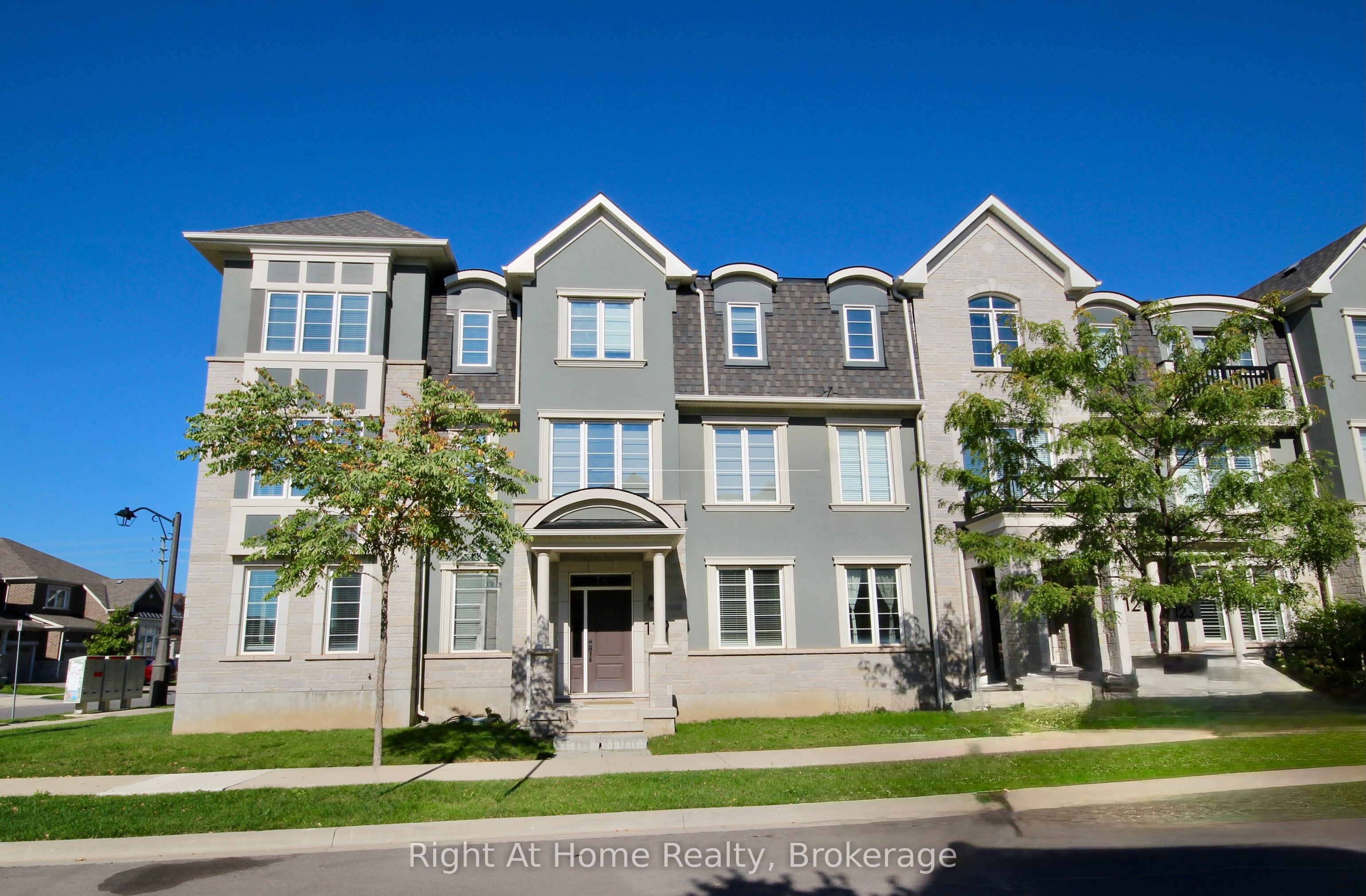 119 Stork Street Property Photo 1