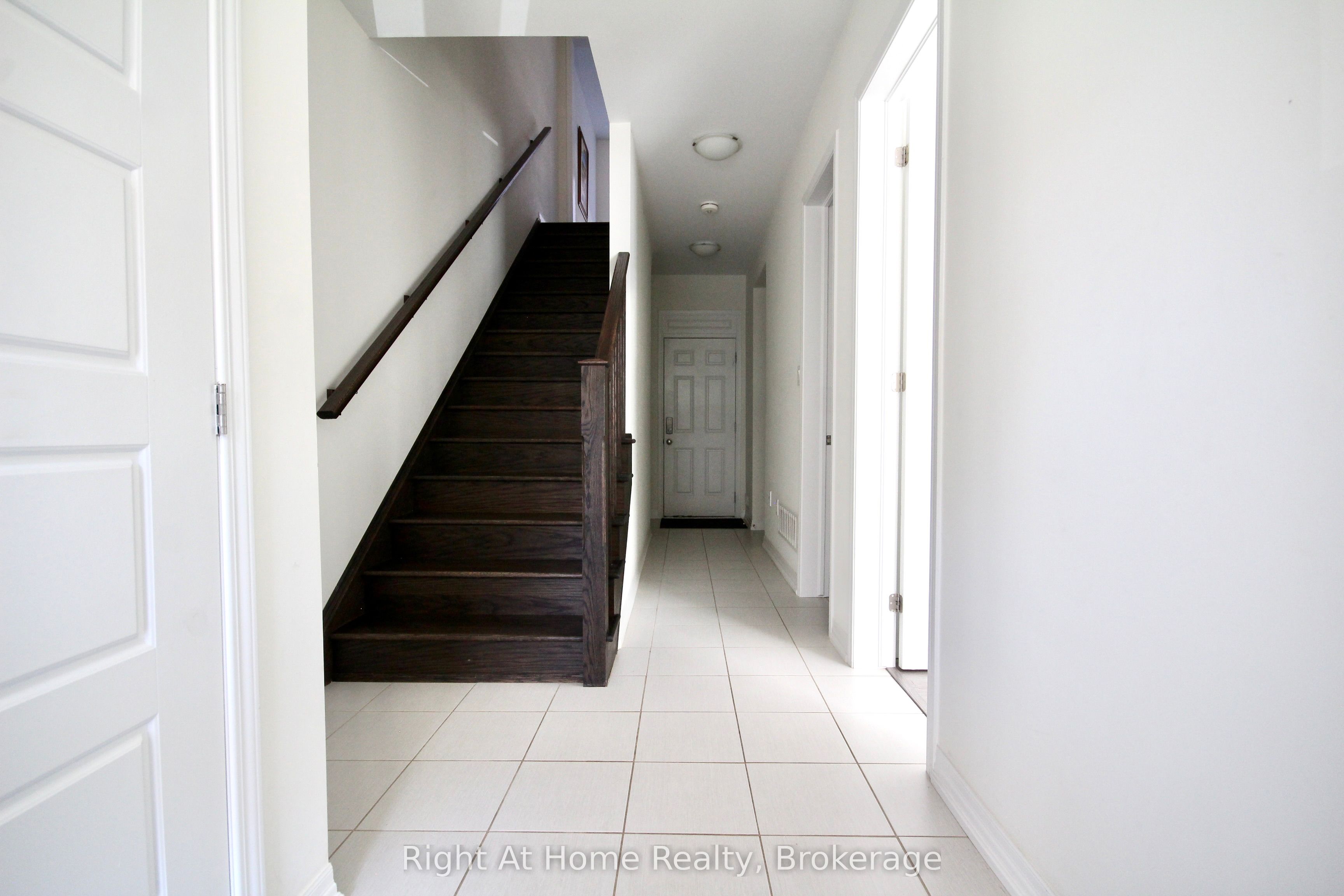 119 Stork Street Property Photo 6