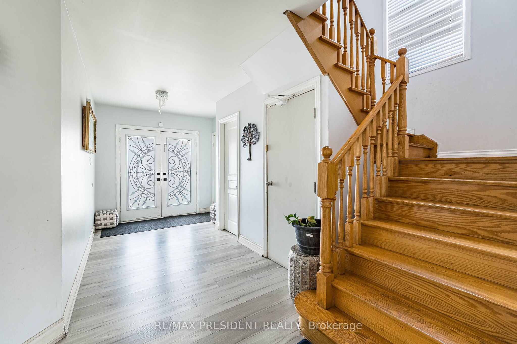 69 Sunny Meadow Boulevard Property Photo 5