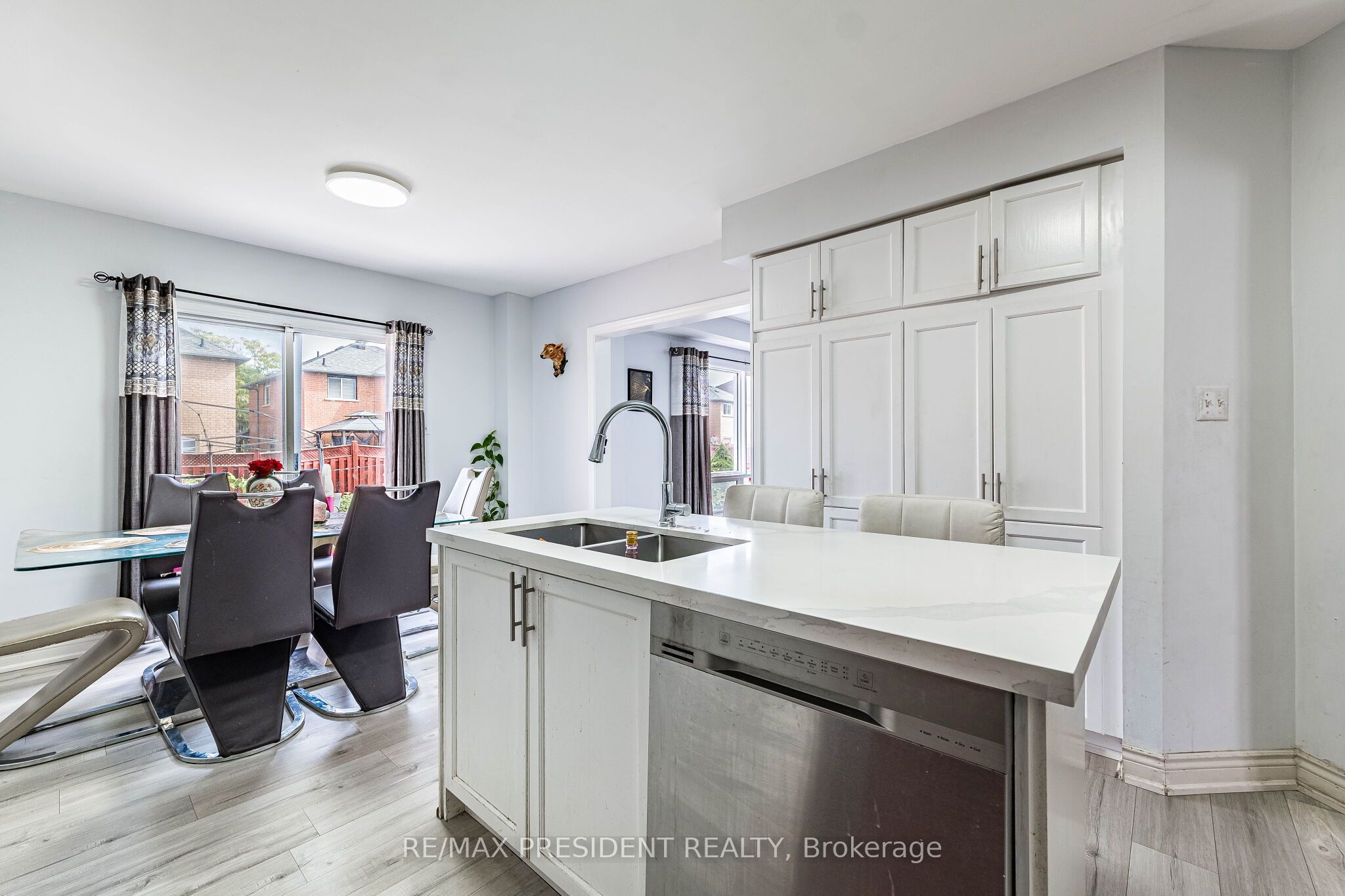 69 Sunny Meadow Boulevard Property Photo 15