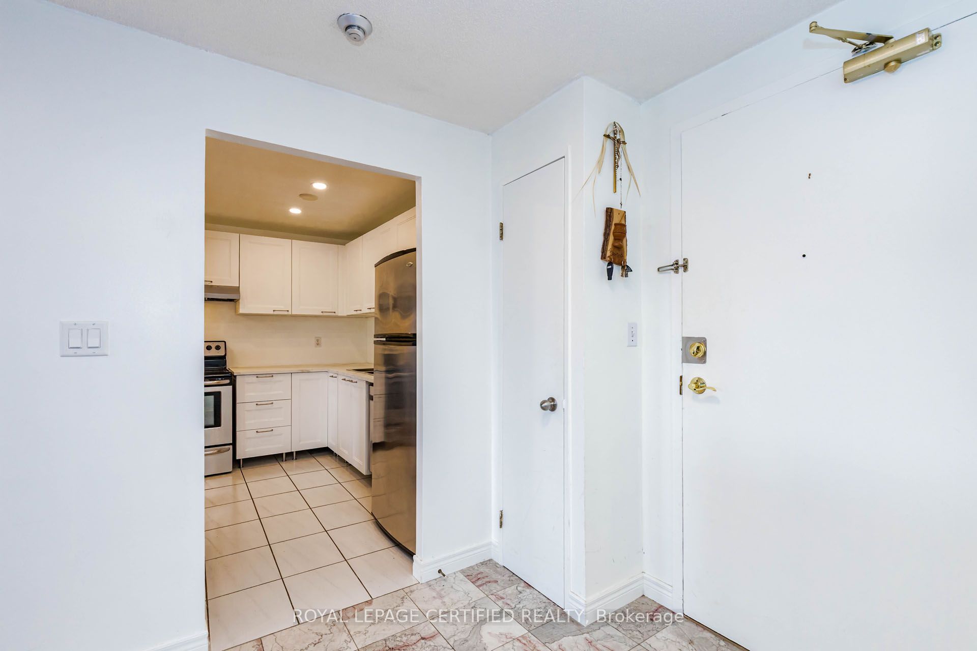 155 Hillcrest Avenue Ph15 Property Photo 7