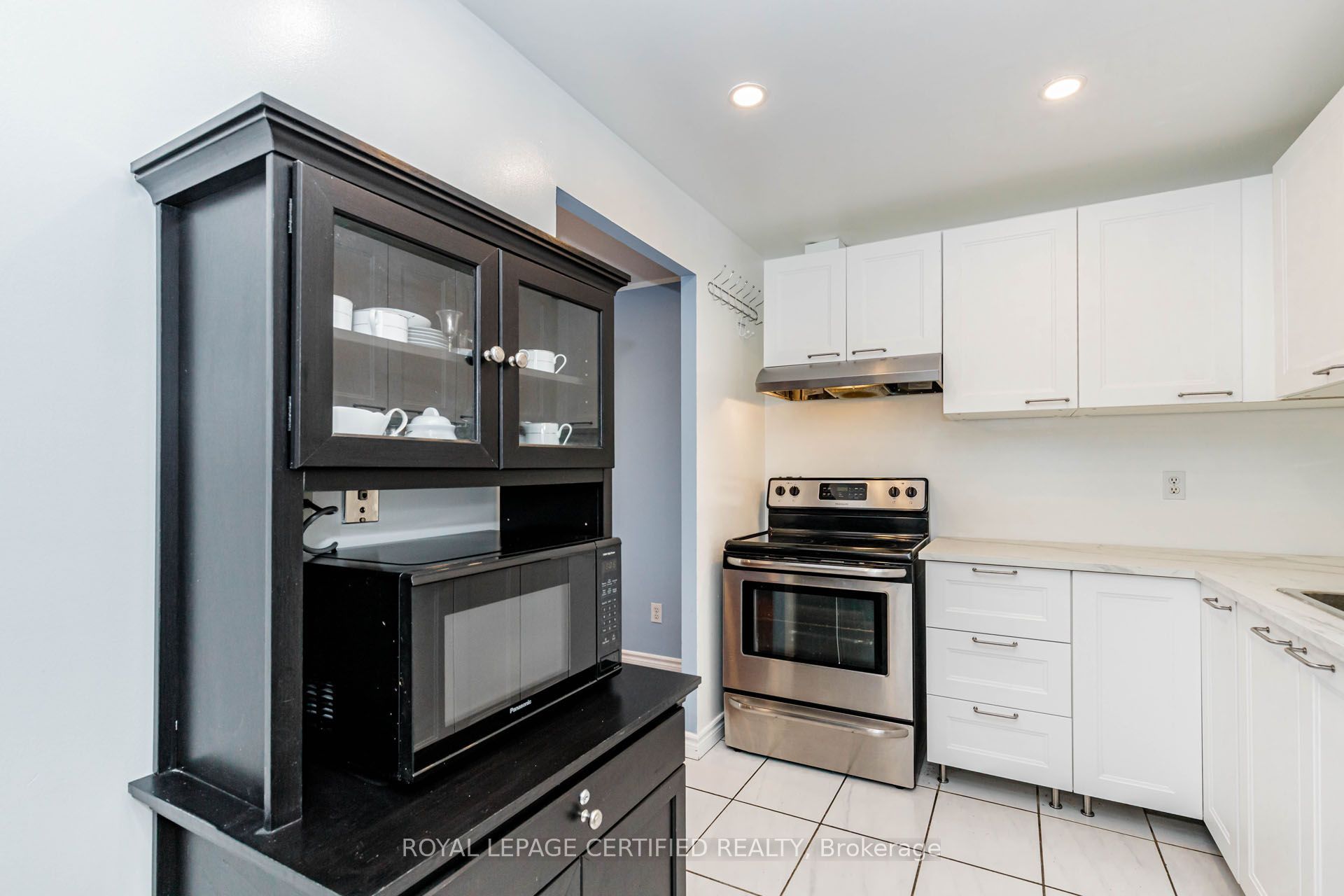 155 Hillcrest Avenue Ph15 Property Photo 11